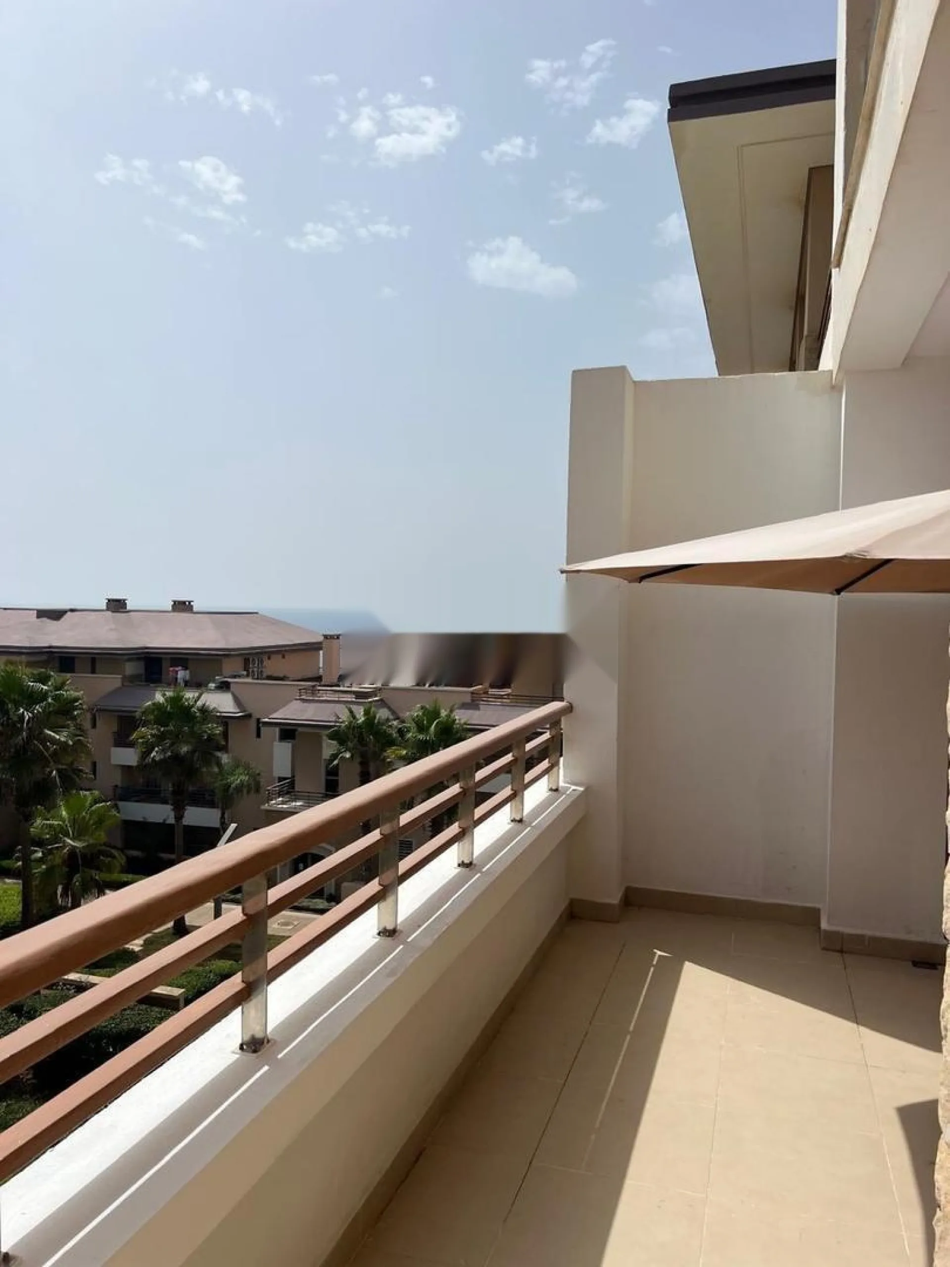 Appartement meublé vue sur mer plage des nations