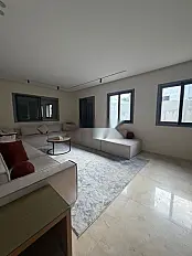 Villa meublée moderne à louer à Hay Riad 750 m²