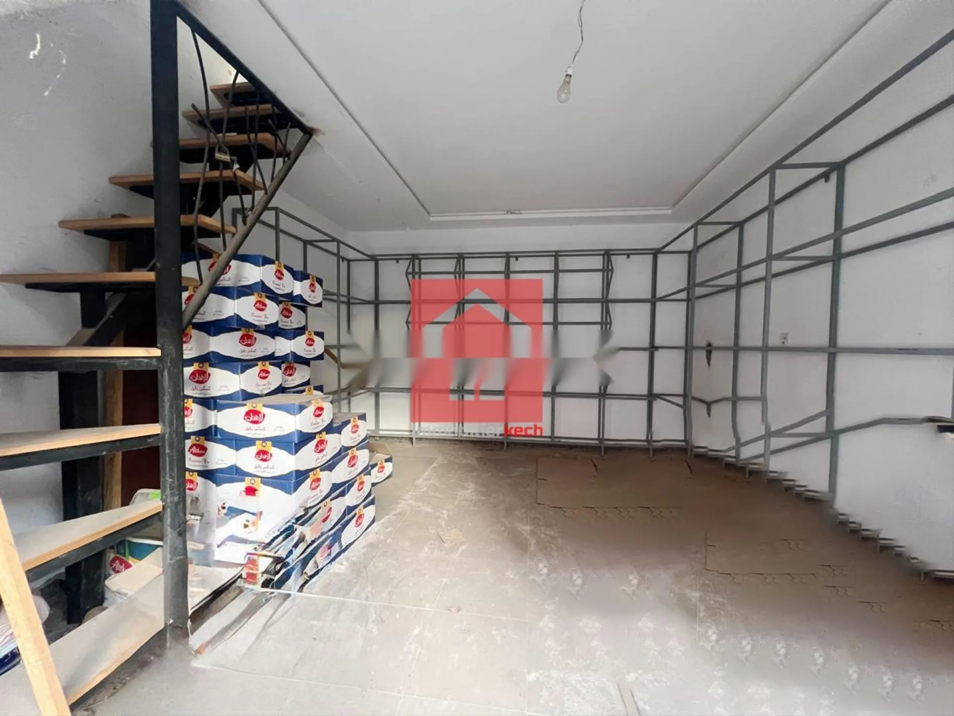 Local commercial prêt à louer dans un emplacement dynamique près de Marjane