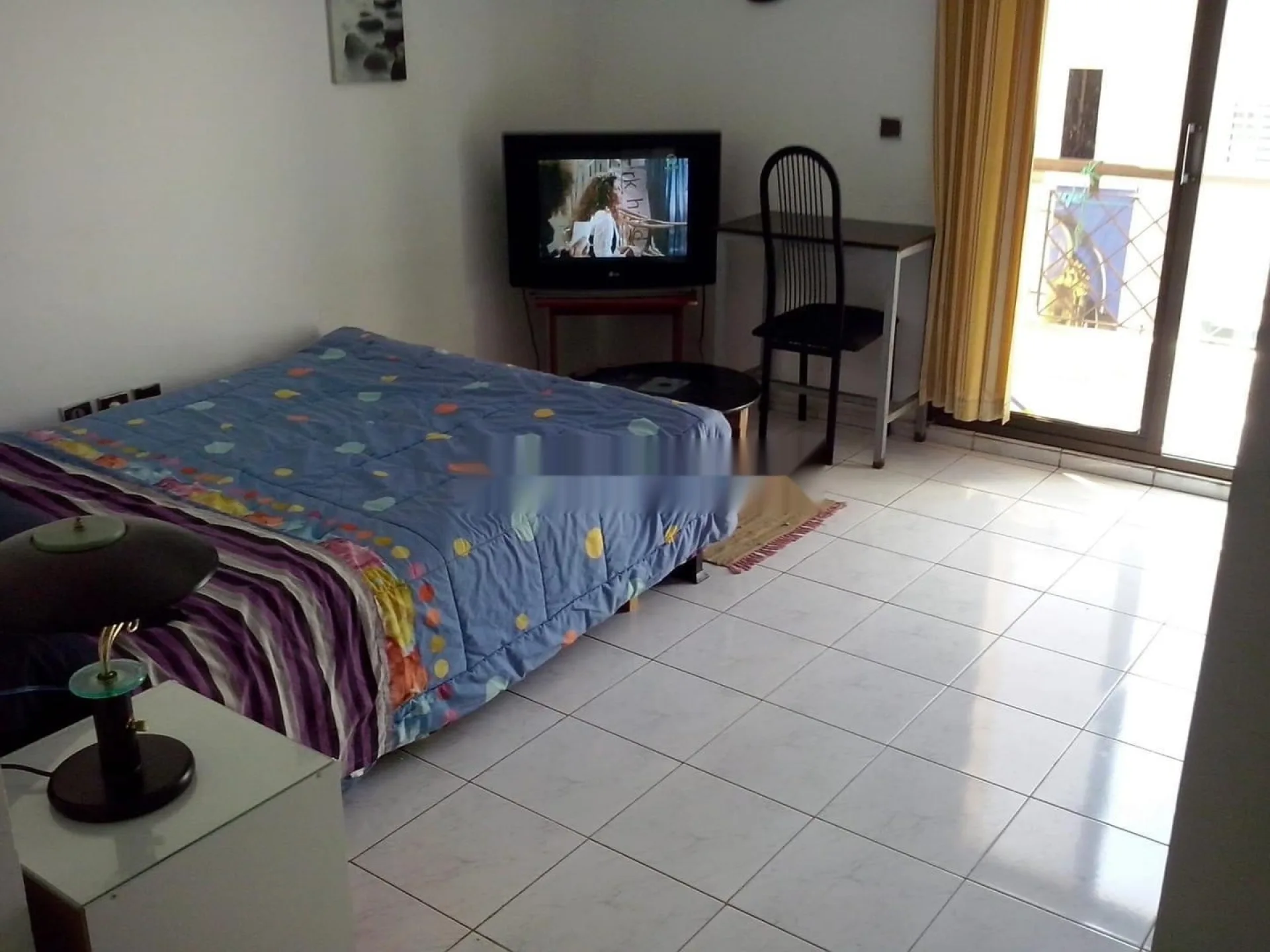 Studio bien meublé avec balcon à Agdal