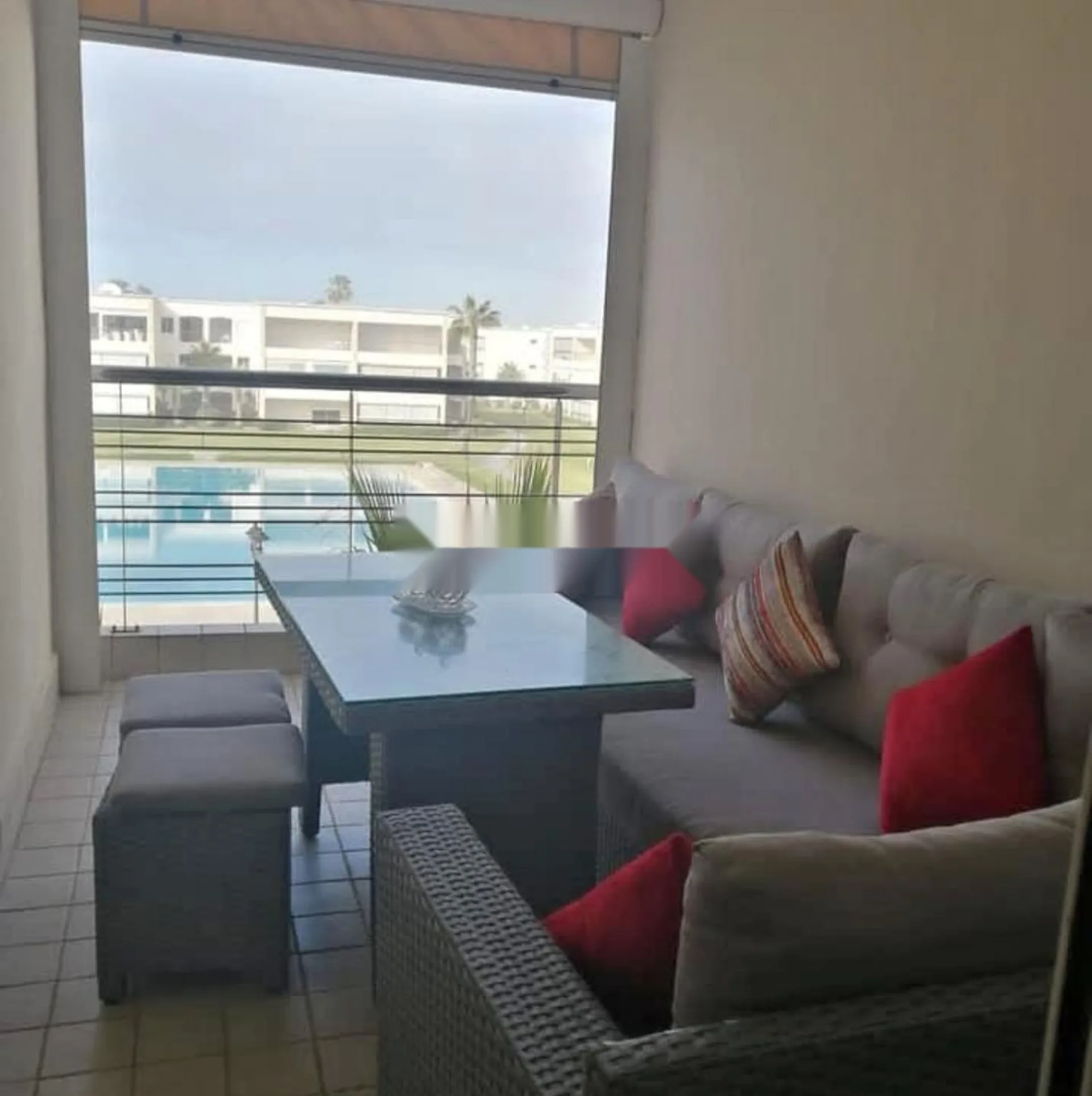 شقة عطلة مع إطلالة على المسبح