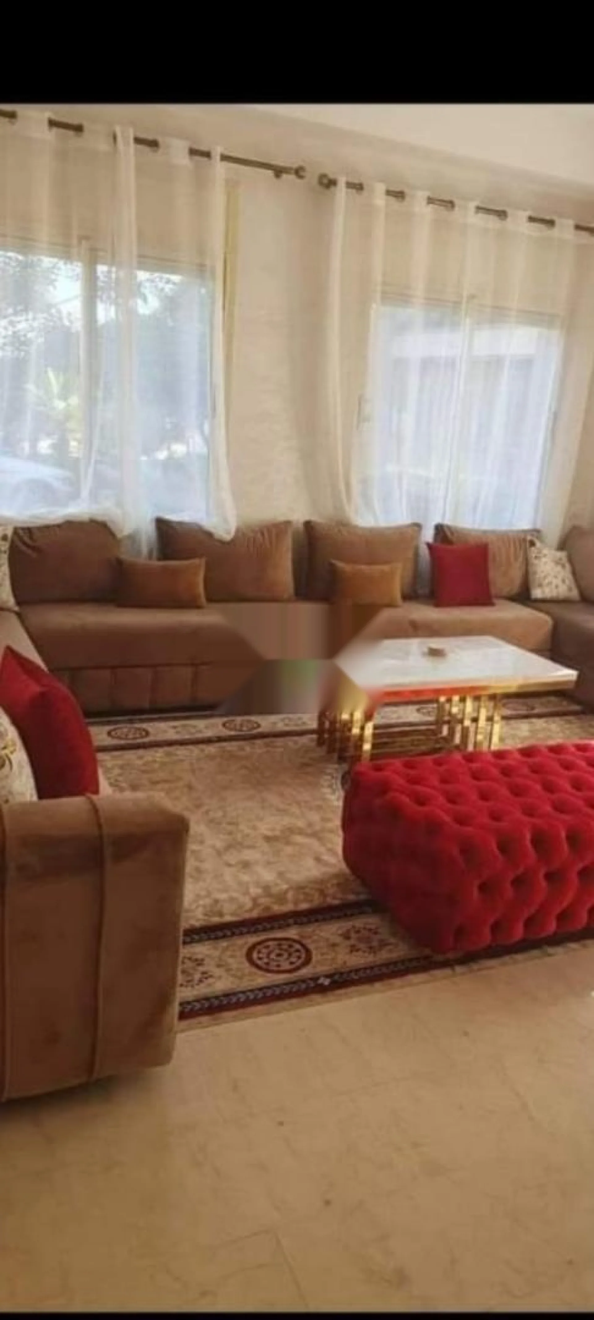 شقة من نوع F4 عالية المستوى