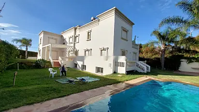 À VENDRE VILLA 1060M À AIN DIAB