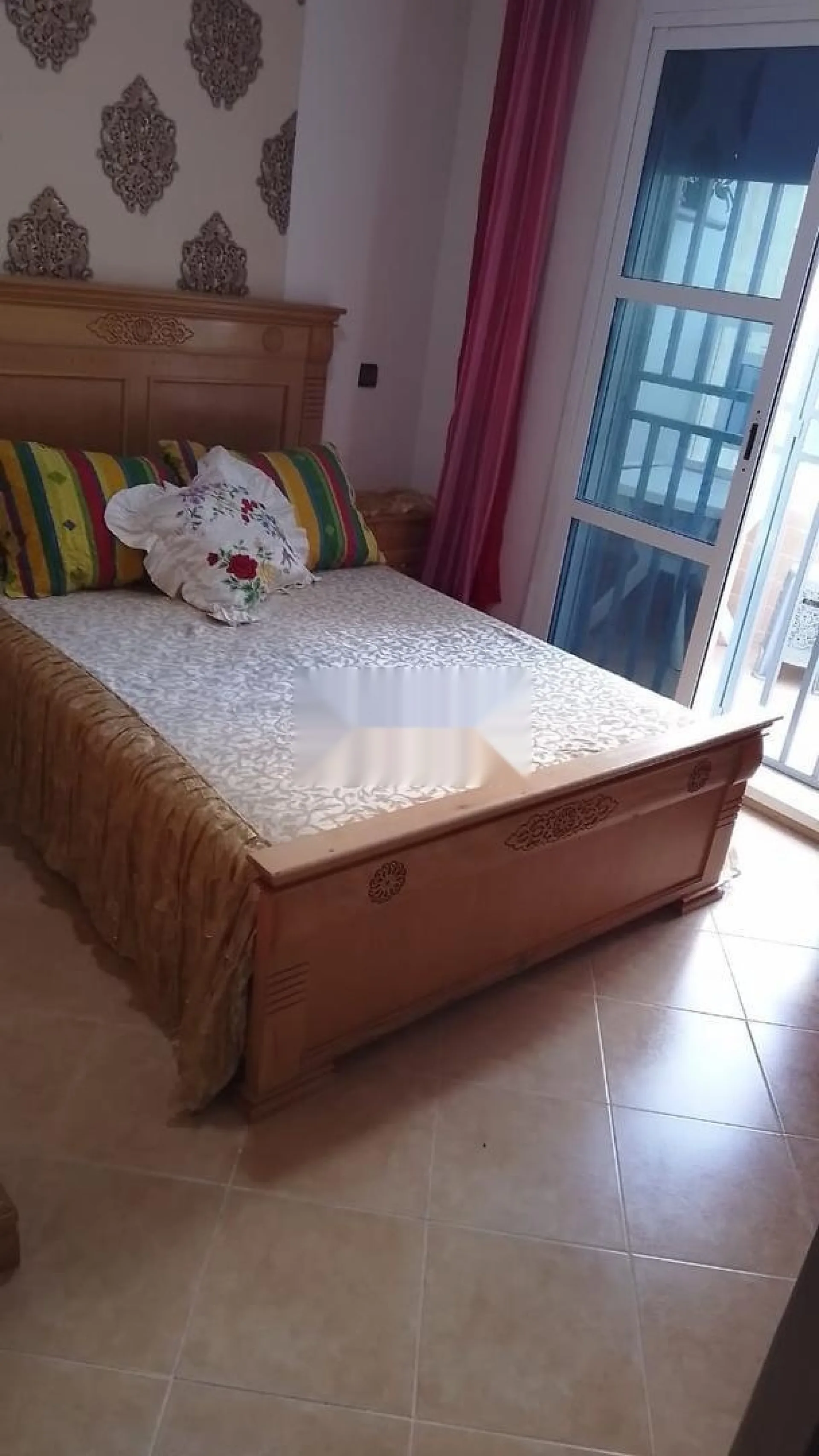 بجانب الشاطئ مع خدمة الواي فاي