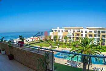 magnifique appartement vue sur mer et piscine
