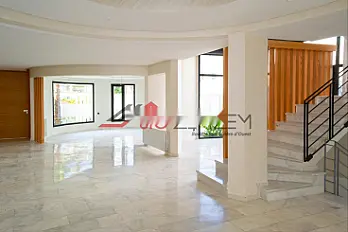 Villa d'exception à vendre - Élégance et confort