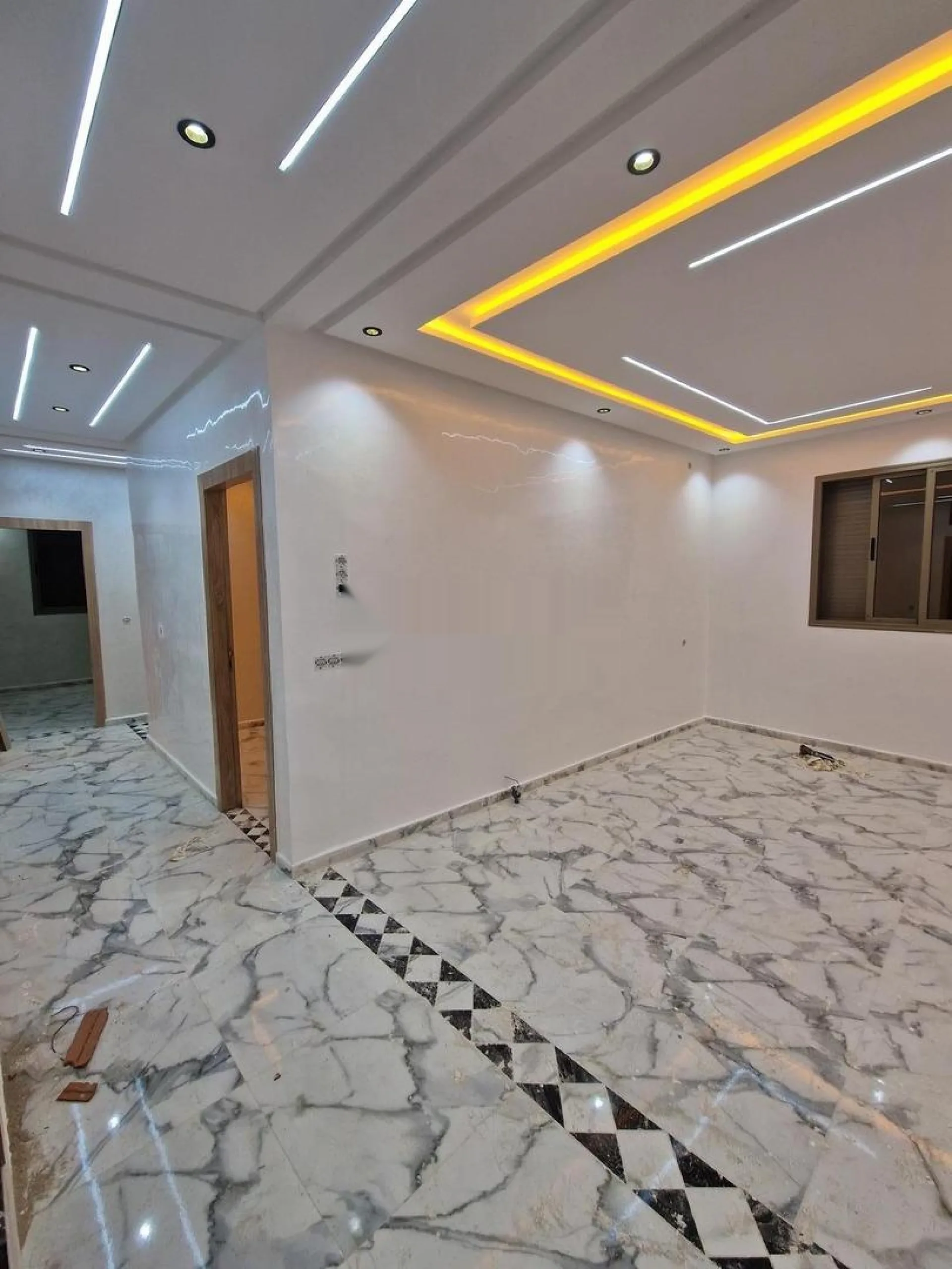 Appartement 100 m² 2 façades 5 pièces Azli