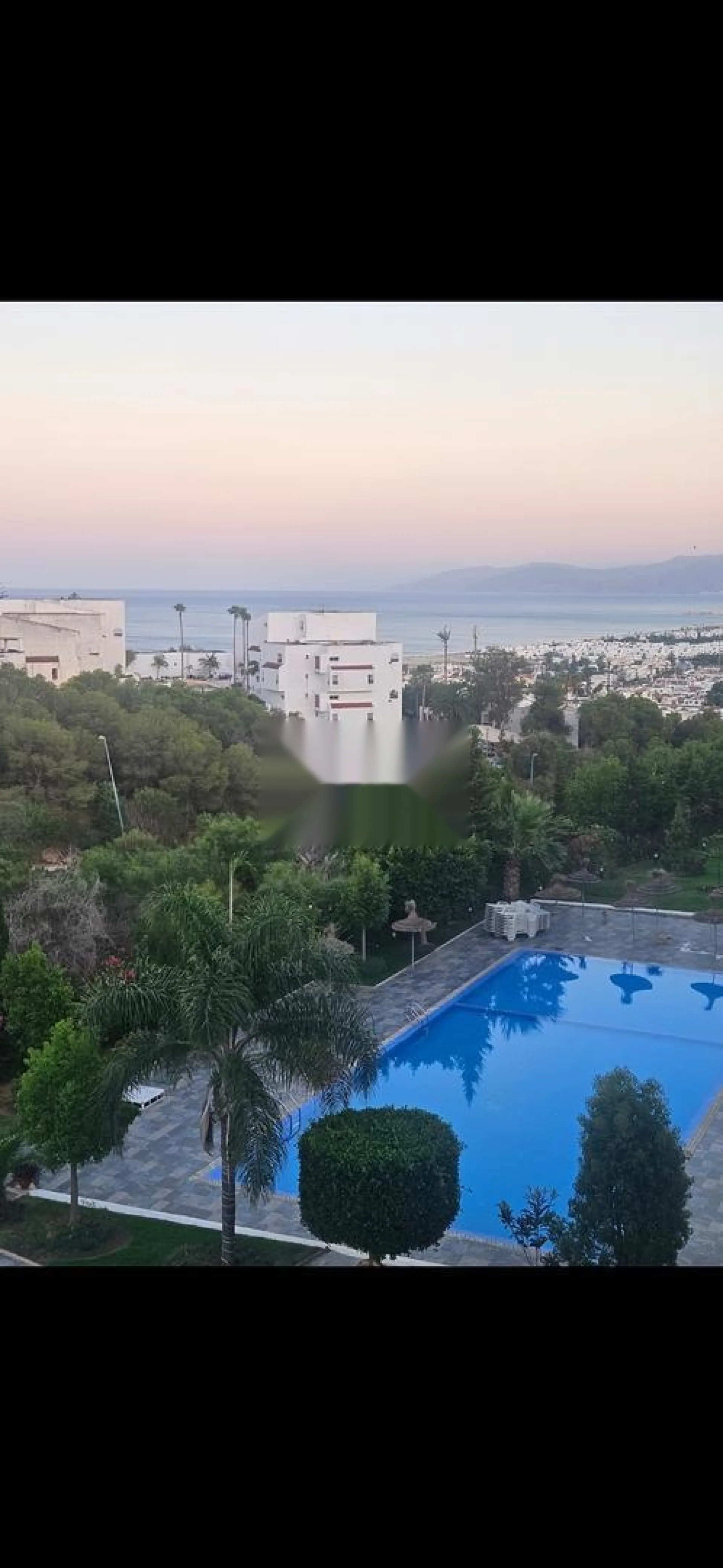 Bel appartement vue mer et piscine à Bella Vista