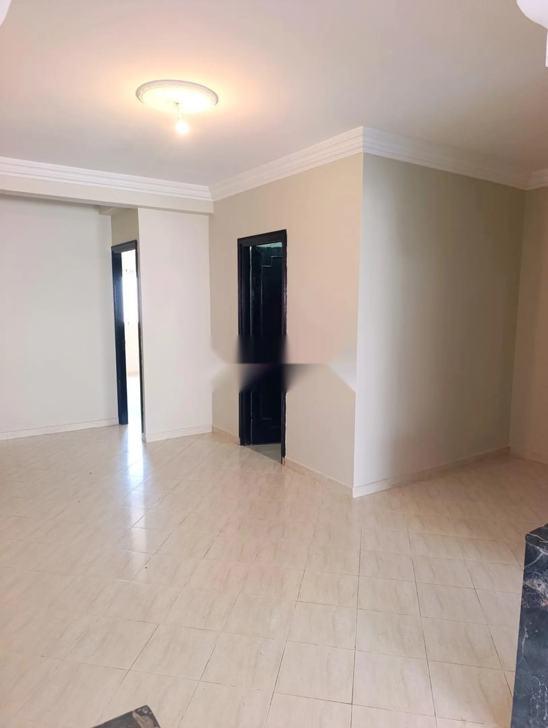 Appartement à vendre avec garage commercial