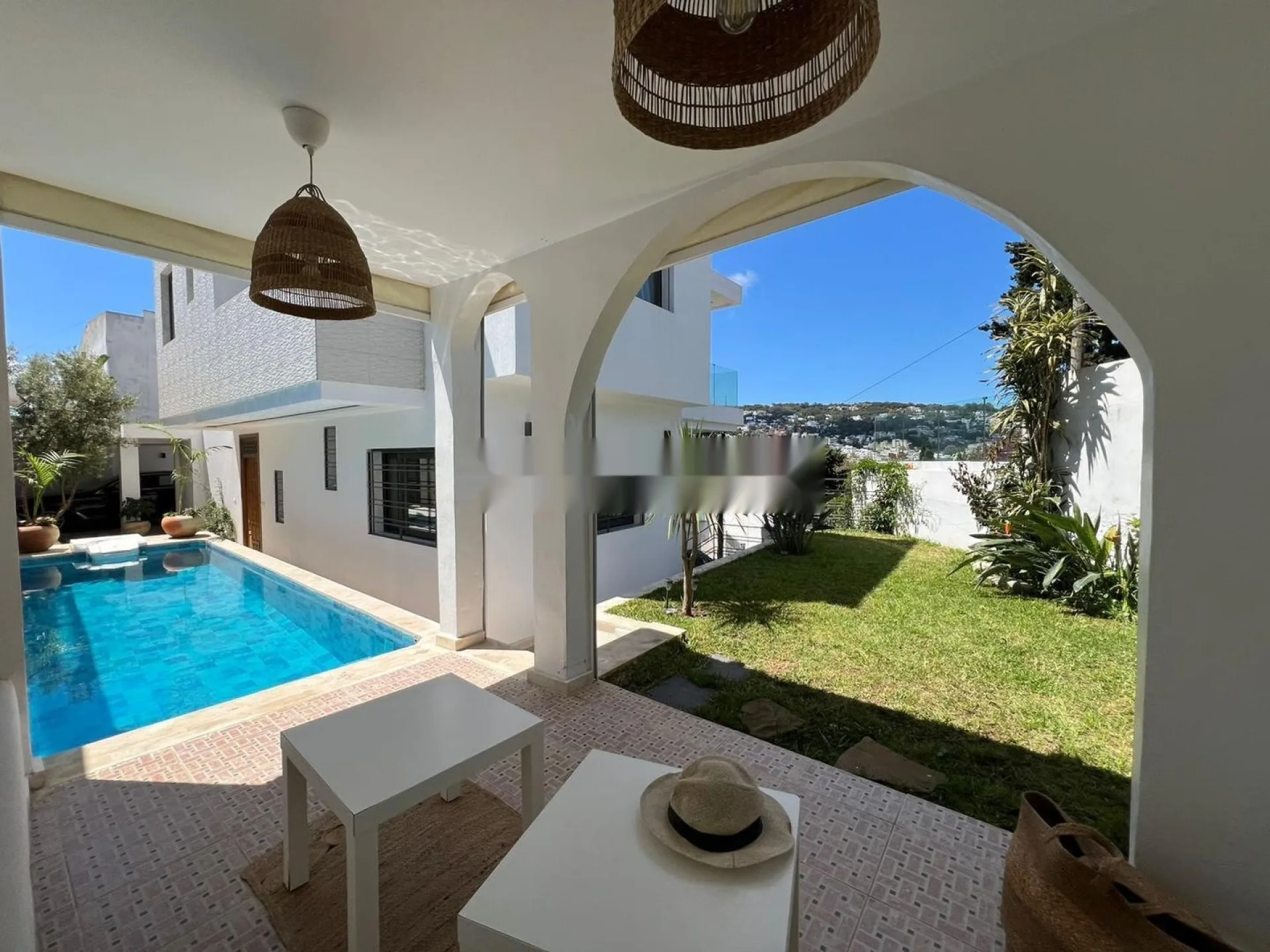 Villa d'Exception - Luxe, Élégance et Vue imprenable