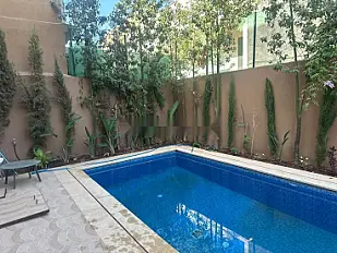 Villa avec piscine à Moroco Mall centre ville