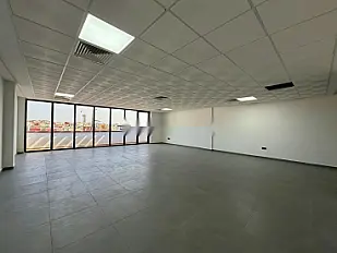Bureau 90 m² neuf à louer Salé-Tabriquet