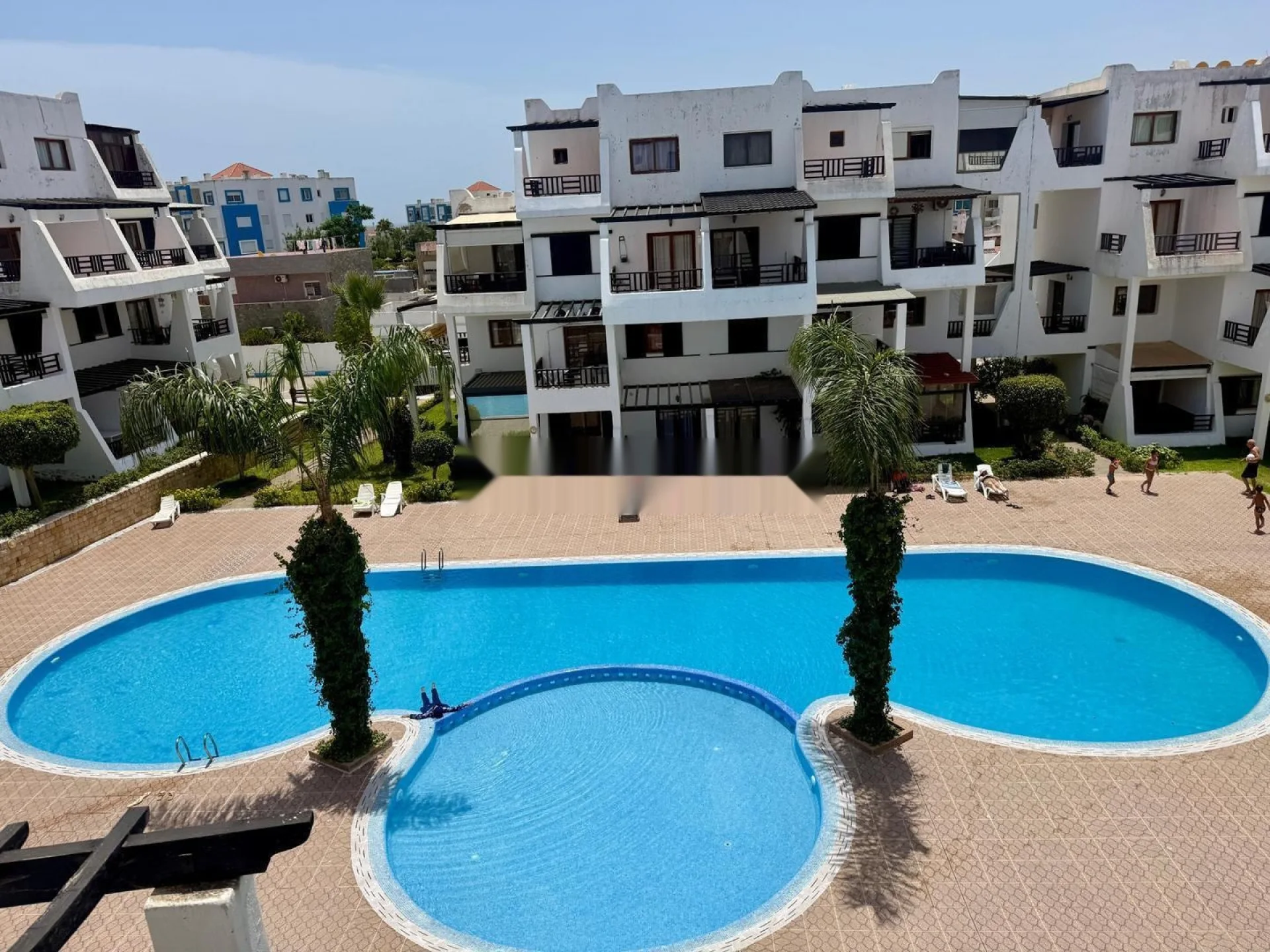 شقة للإيجار - سكن به مسبح