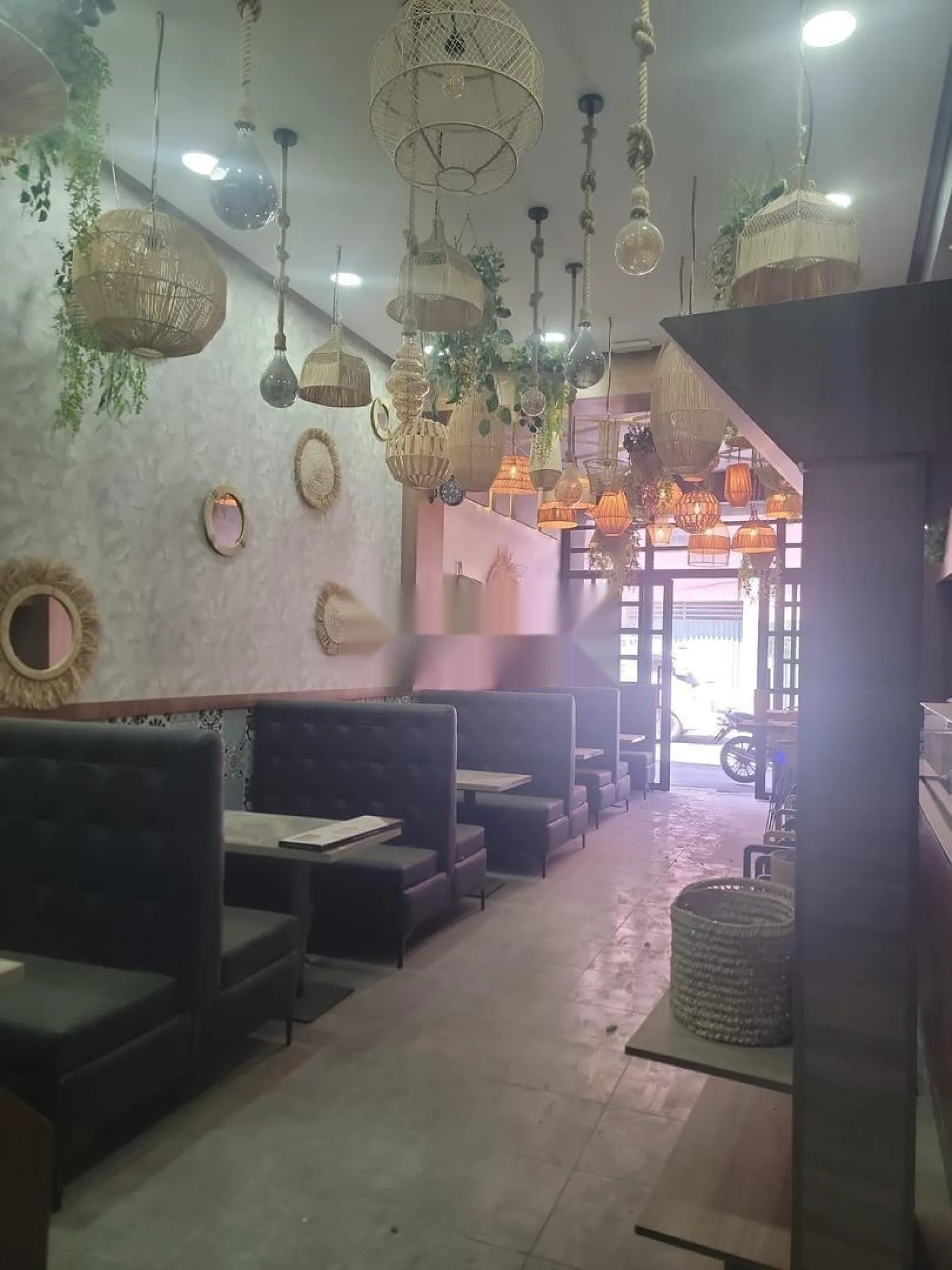 مقهى ومطعم مجهز للإيجار في سيدي غانم