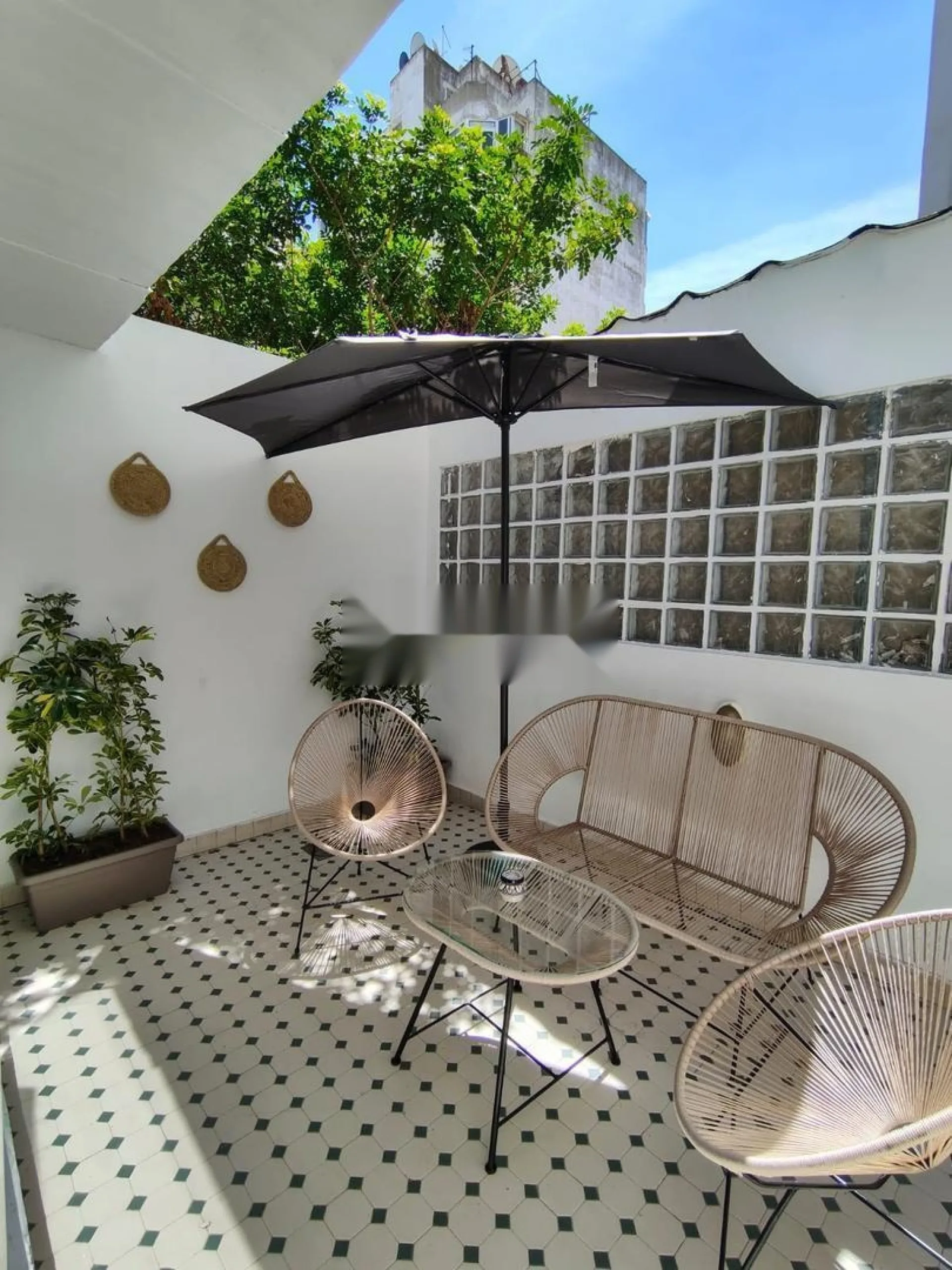 Studio meublé neuf avec 2 terrasses Gauthier