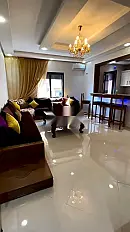 Appartement à louer mensuellement, excellent