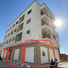 3 كراجات للإيجار