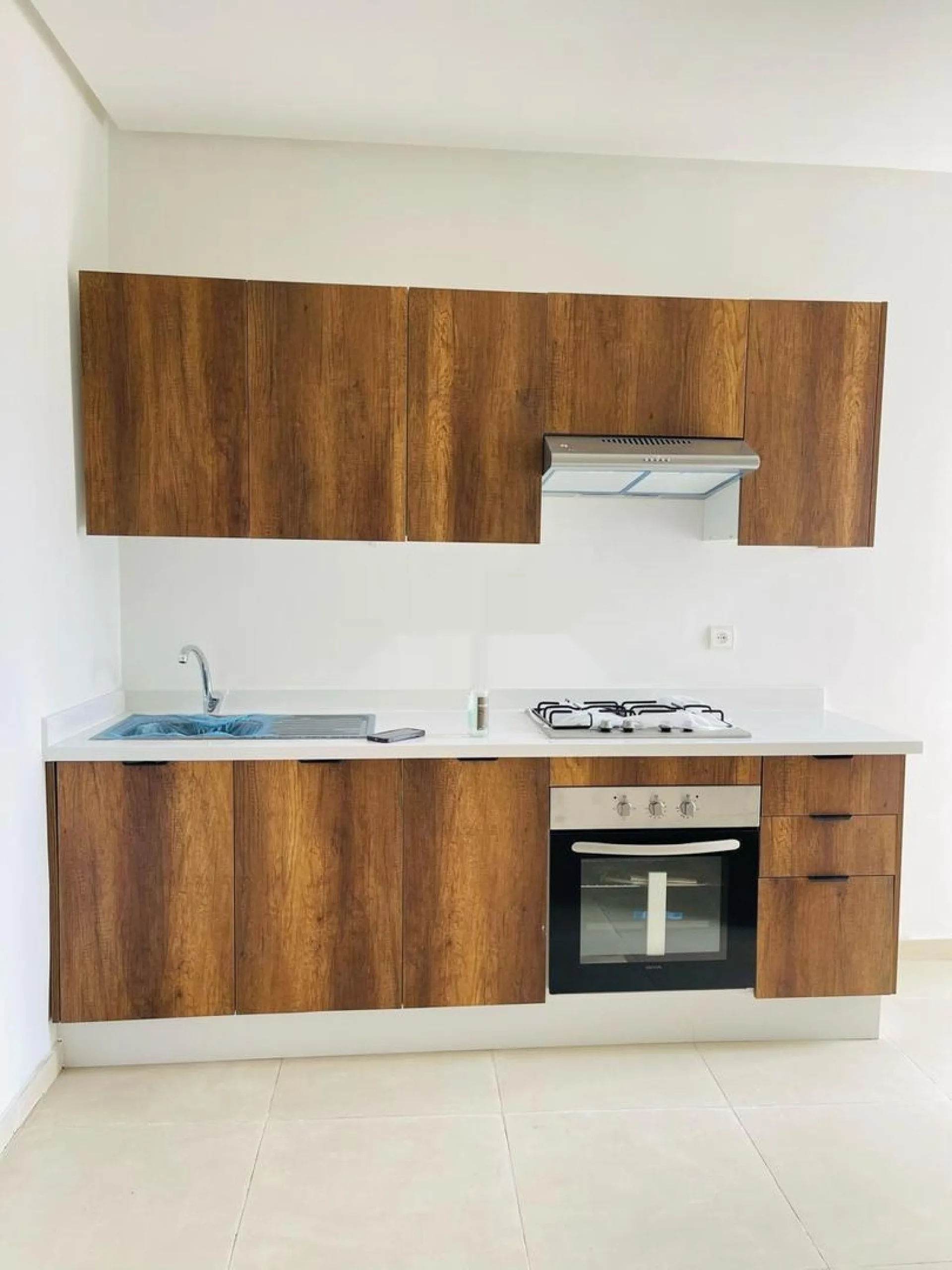 Appartement vide à louer Laimoune Oulfa