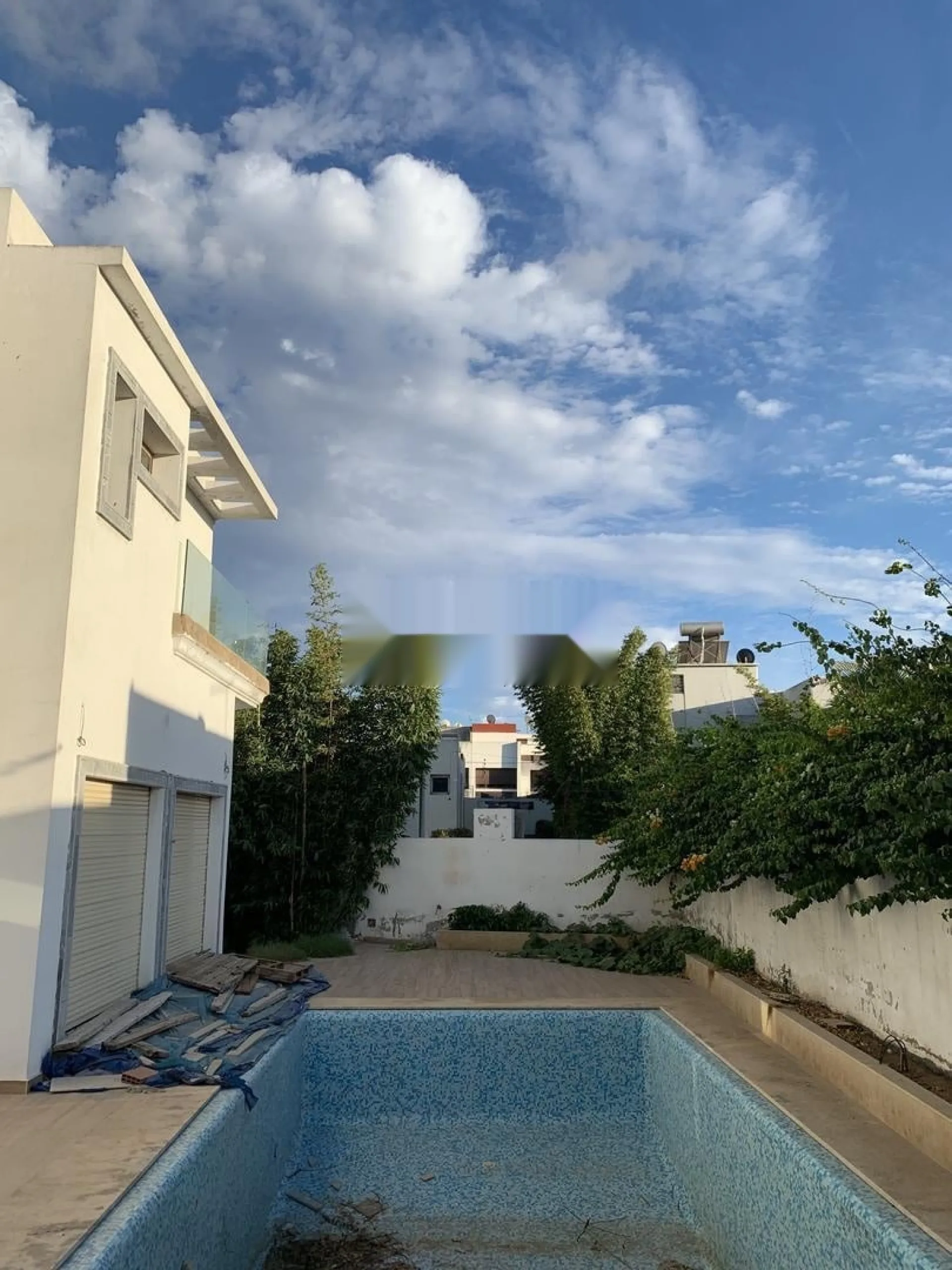 Maison et villa 700m² en Vente