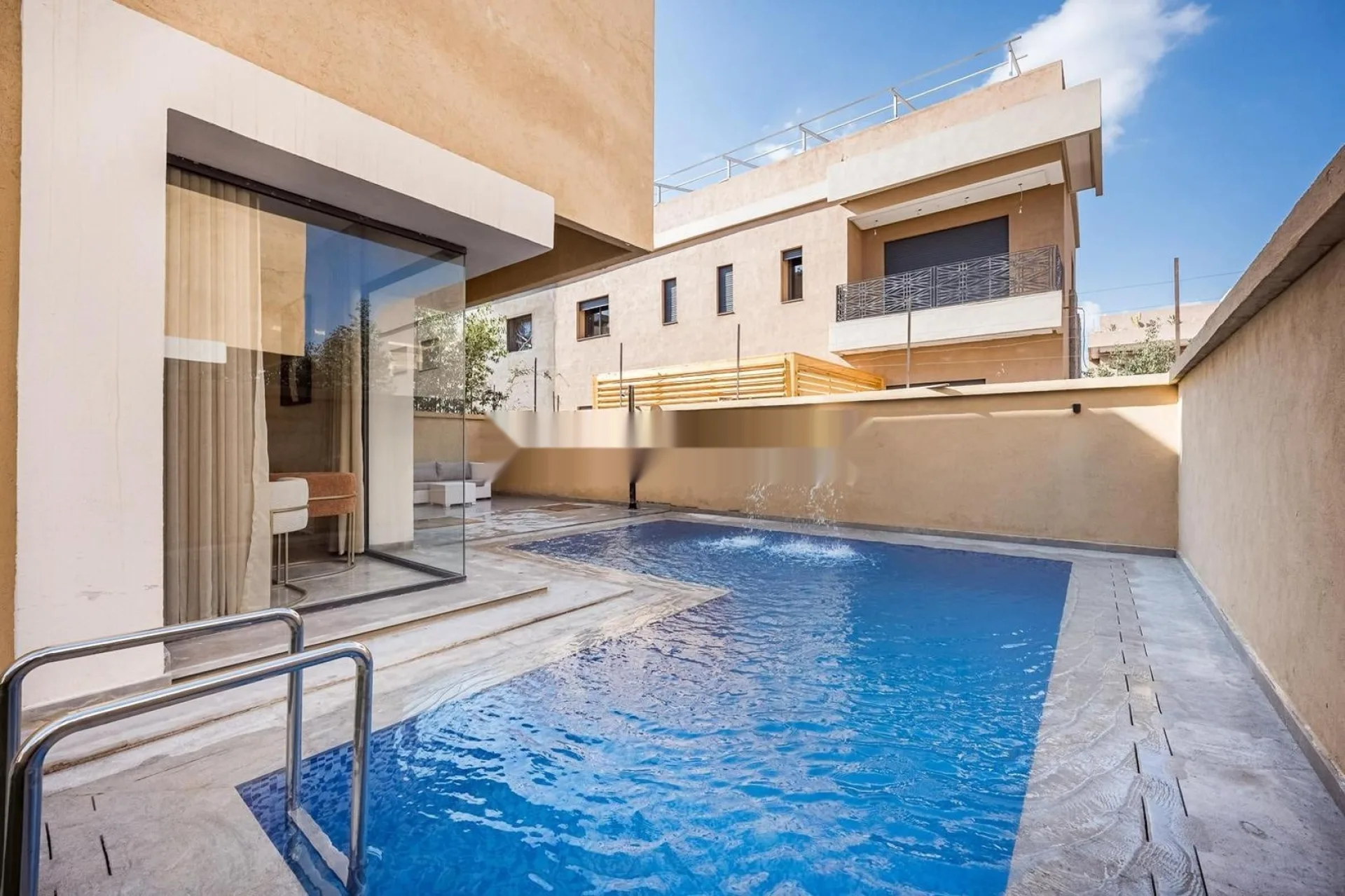 Villa de luxe avec piscine à Chrifia