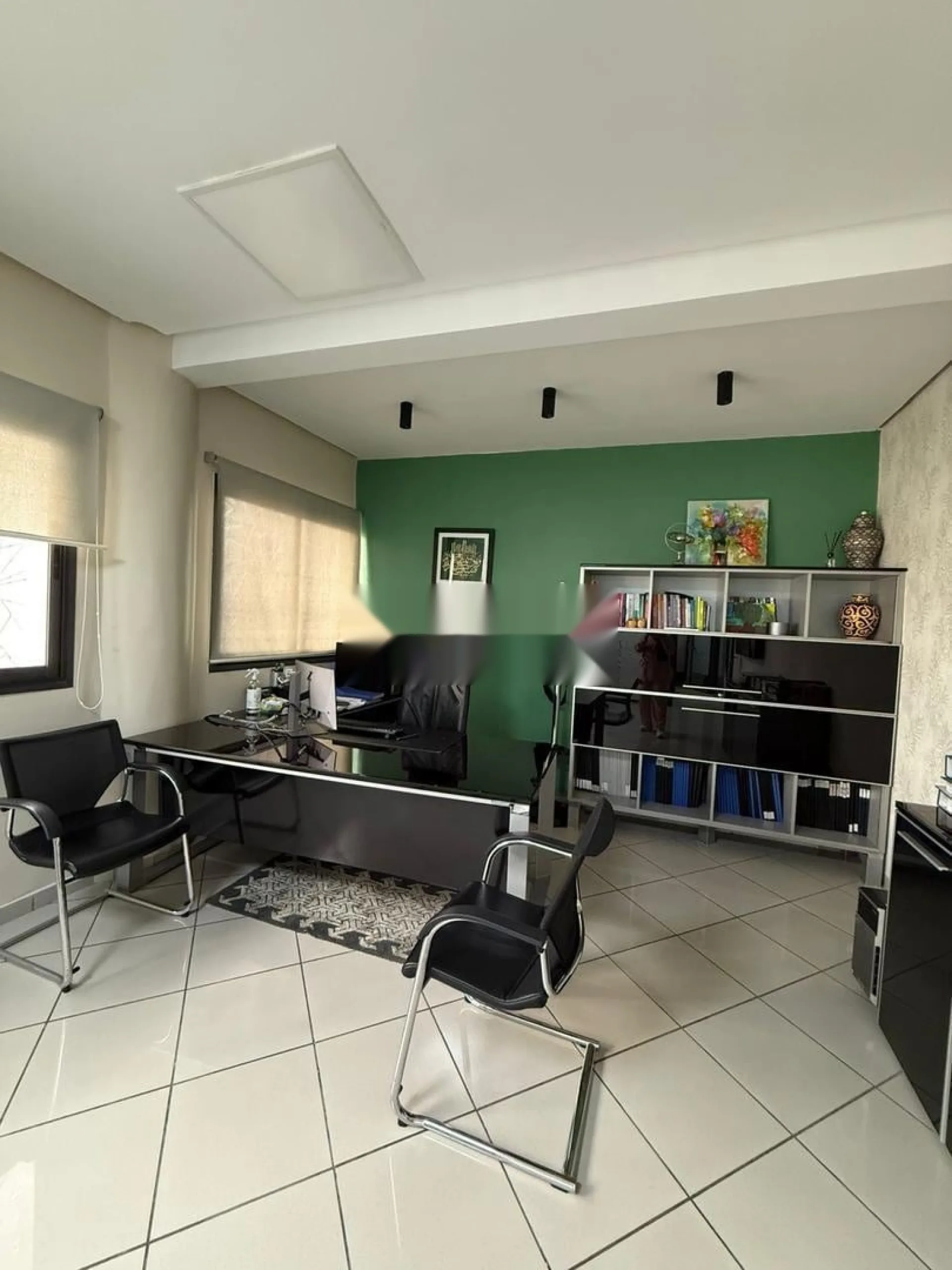 À VENDRE - Bureau 65 m² Meublé