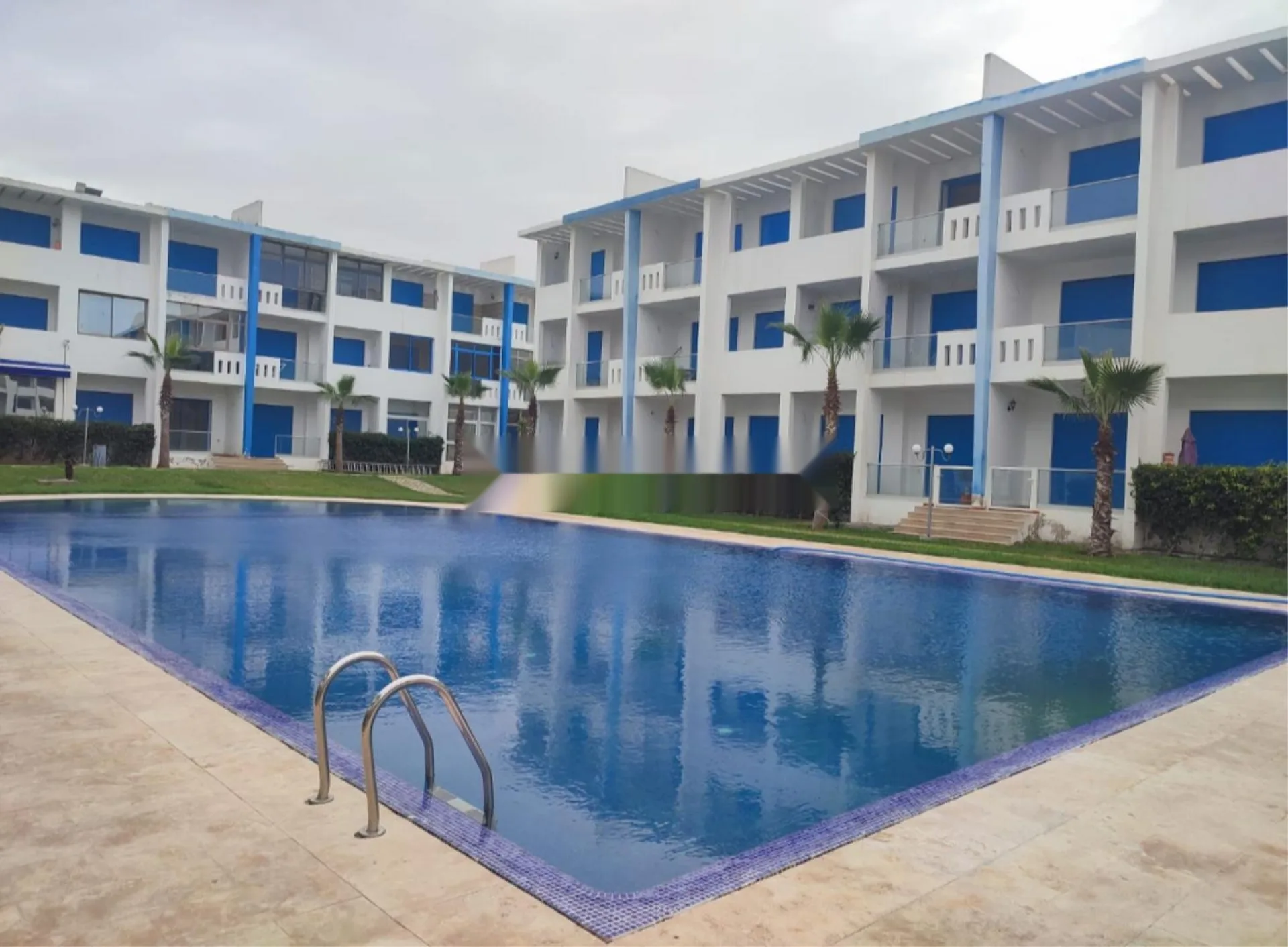Appartement à louer avec piscine