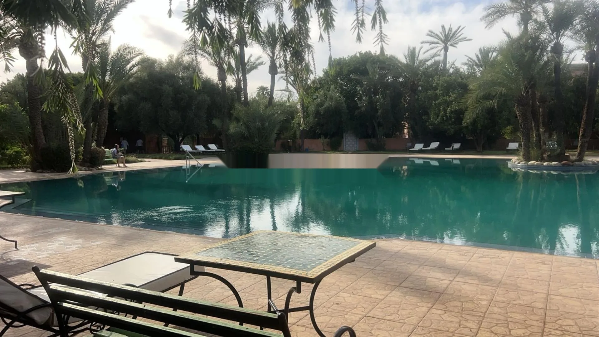 Rez-de-jardin meublé à la Palmeraie avec piscine