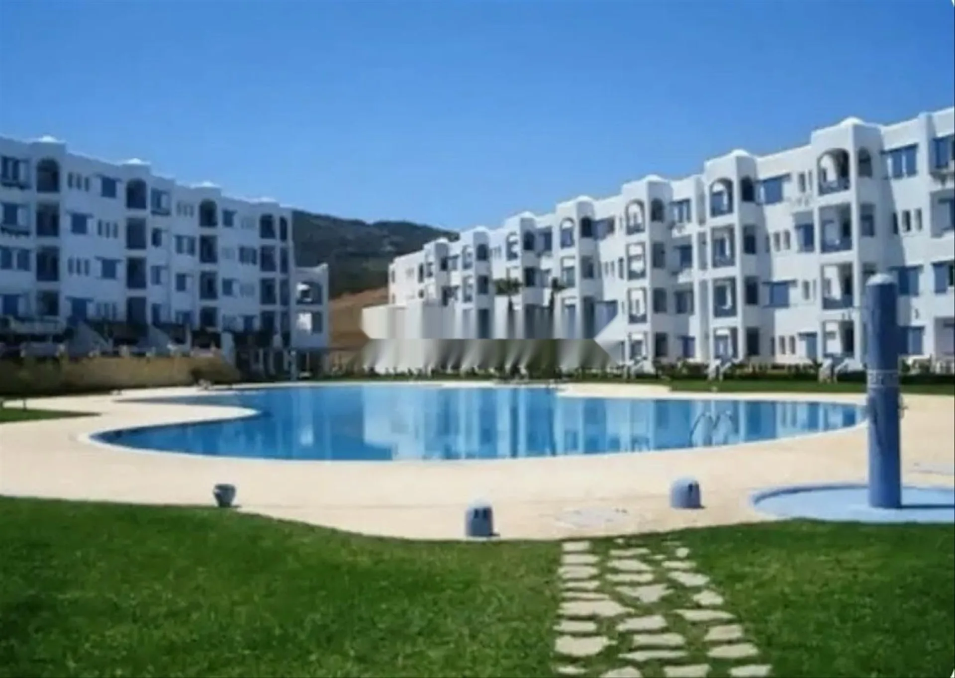 Appartement élégant avec piscine et parking à Marina Samir