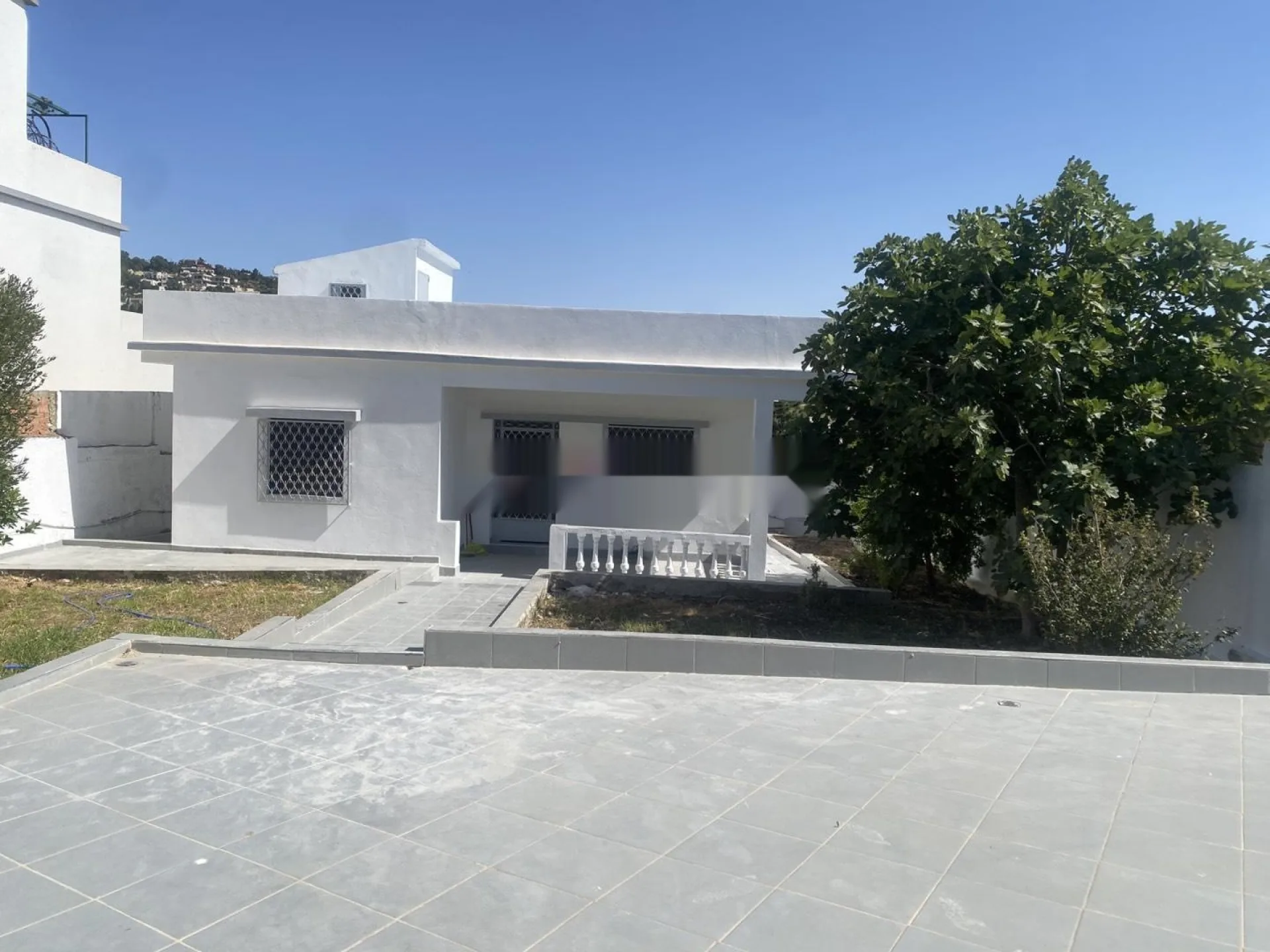 فيلا جميلة مع إطلالة بحرية في أشقار، طنجة