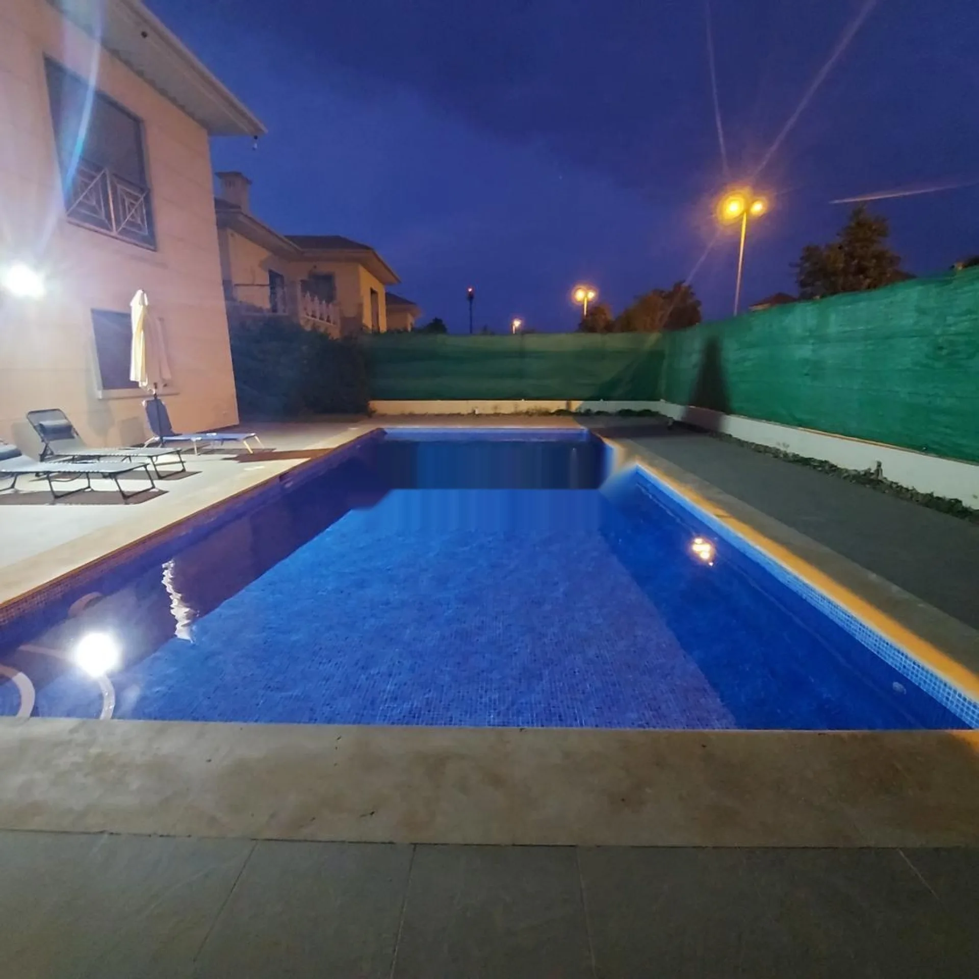 فيلا رائعة مع مسبح للبيع في السعيدية