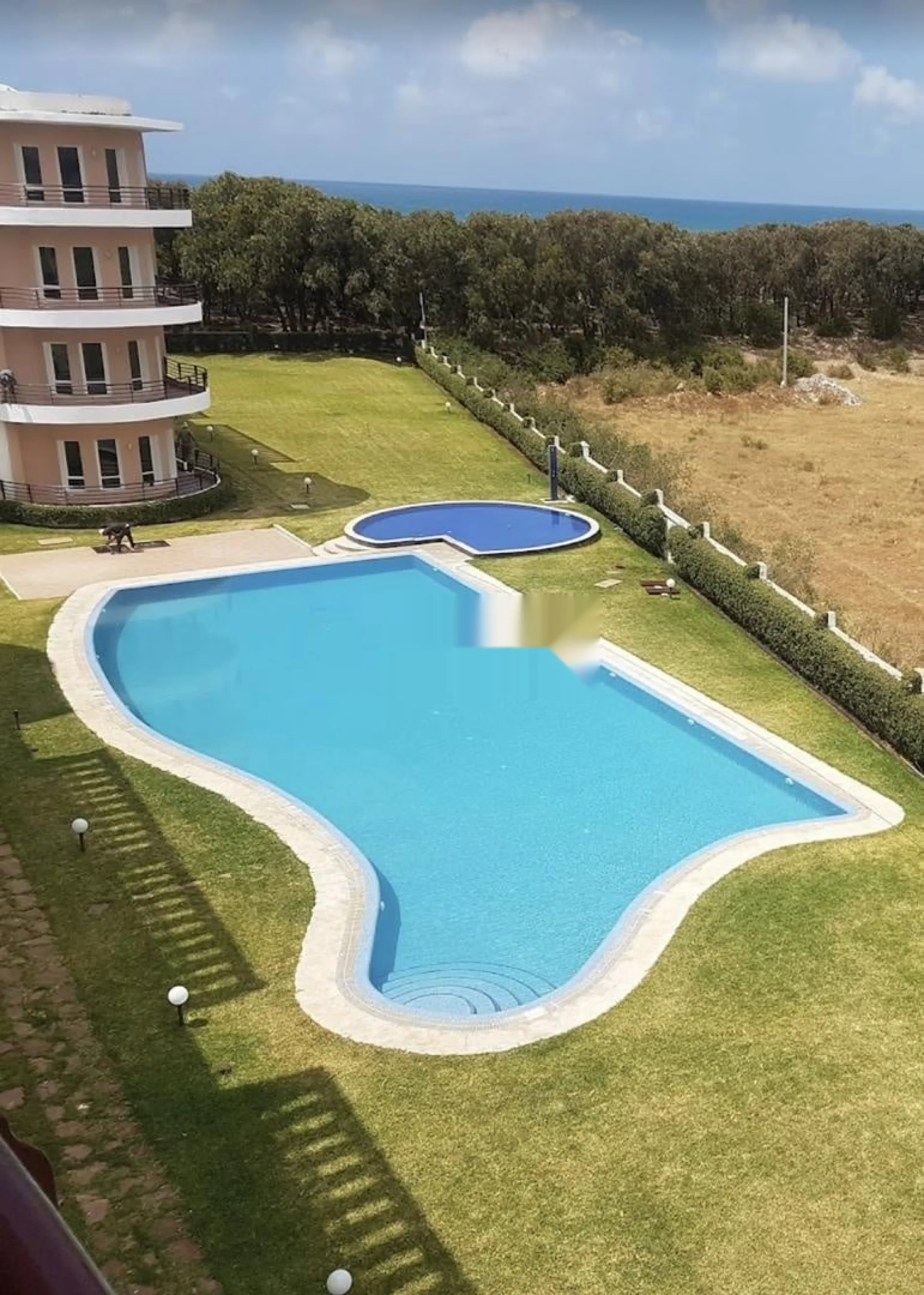 Résidence avec 5 piscines accès direct plage