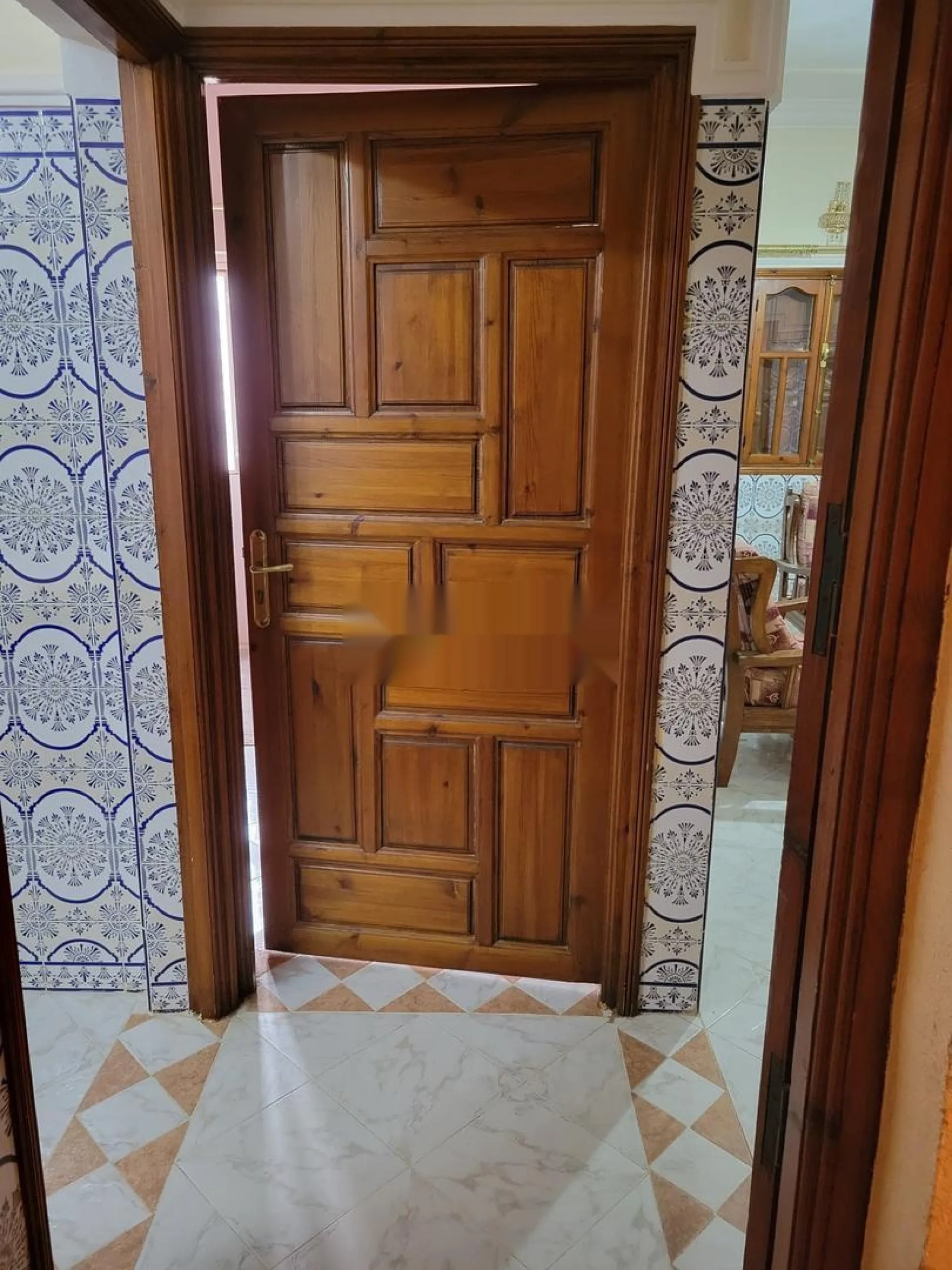 للإيجار بسعر مناسب في حي الوردة
