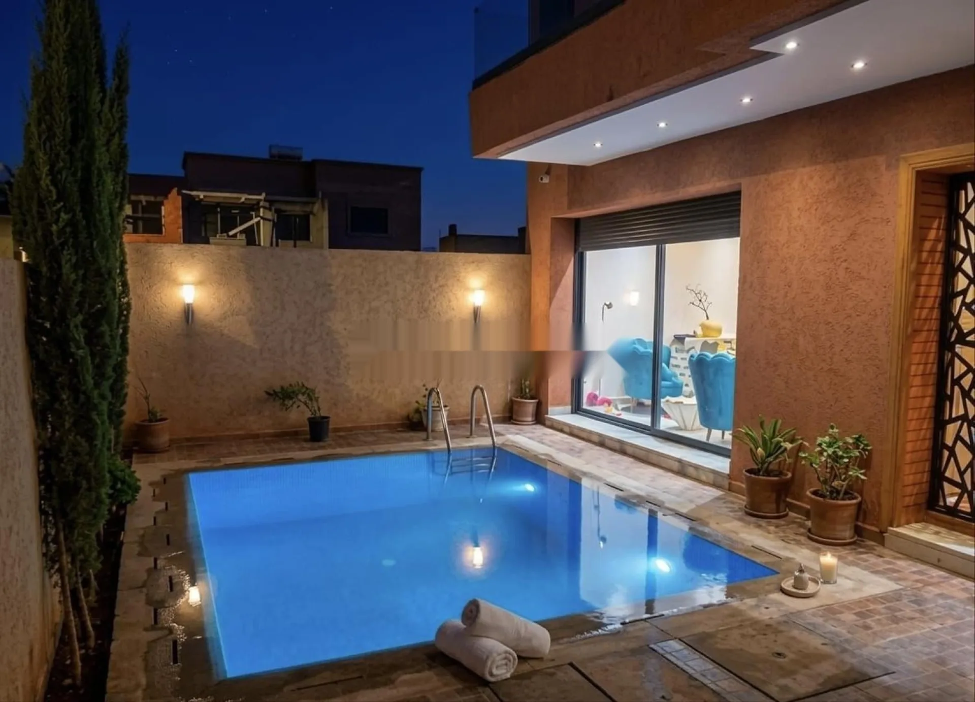 Villa Moderne avec Piscine Route Ouarzazate