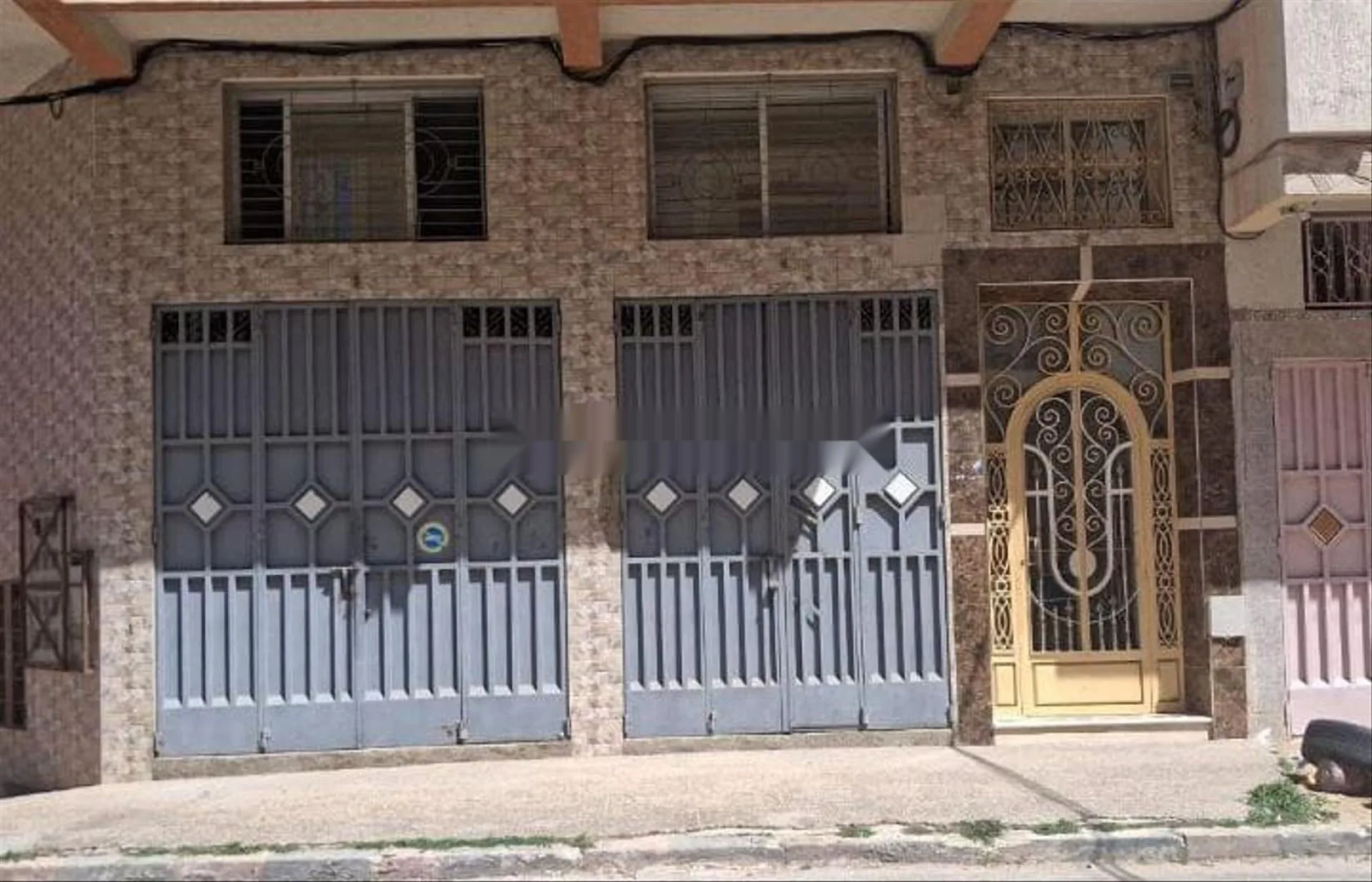 محل تجاري 120 متر مربع