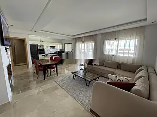 شقة رائعة للإيجار