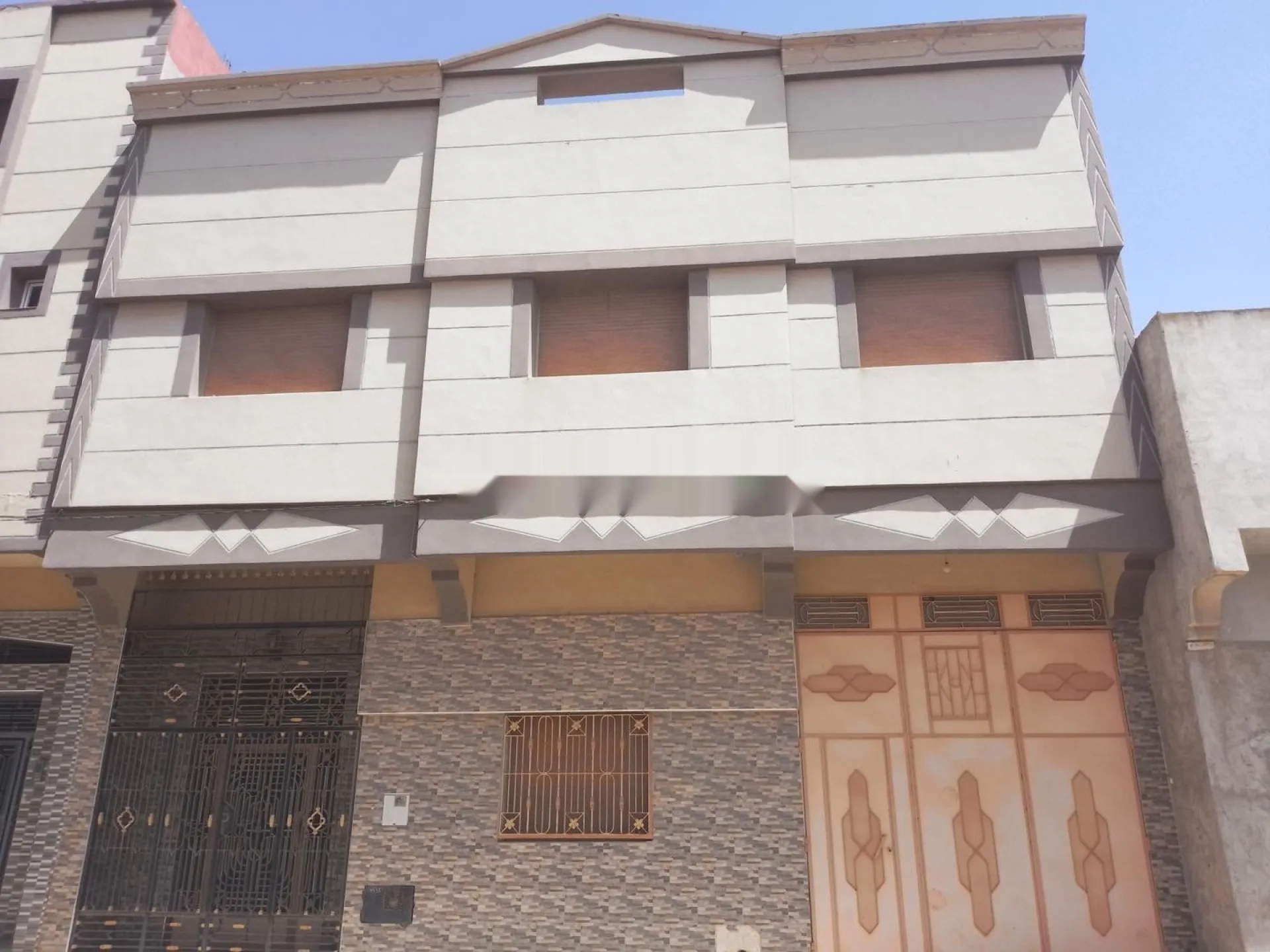 Quartier Ihadouchen Laroui. Près du hammam et de la mosquée