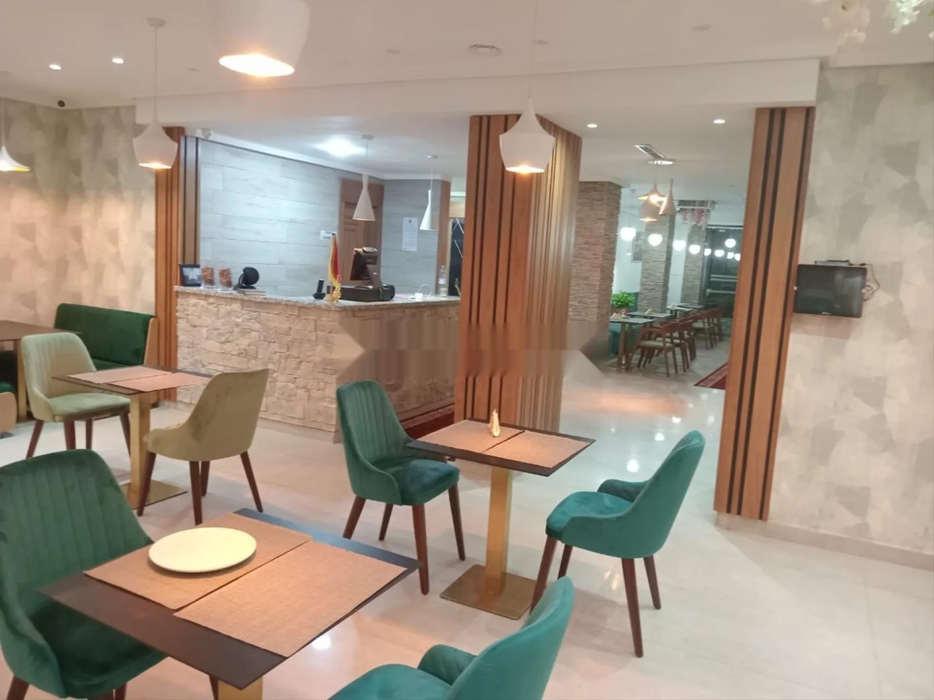 EXCLUSIVITÉ RESTAURANT AVEC FONDS DE