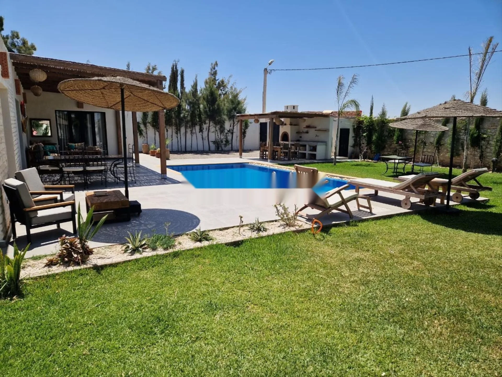 VILLA avec piscine privée
