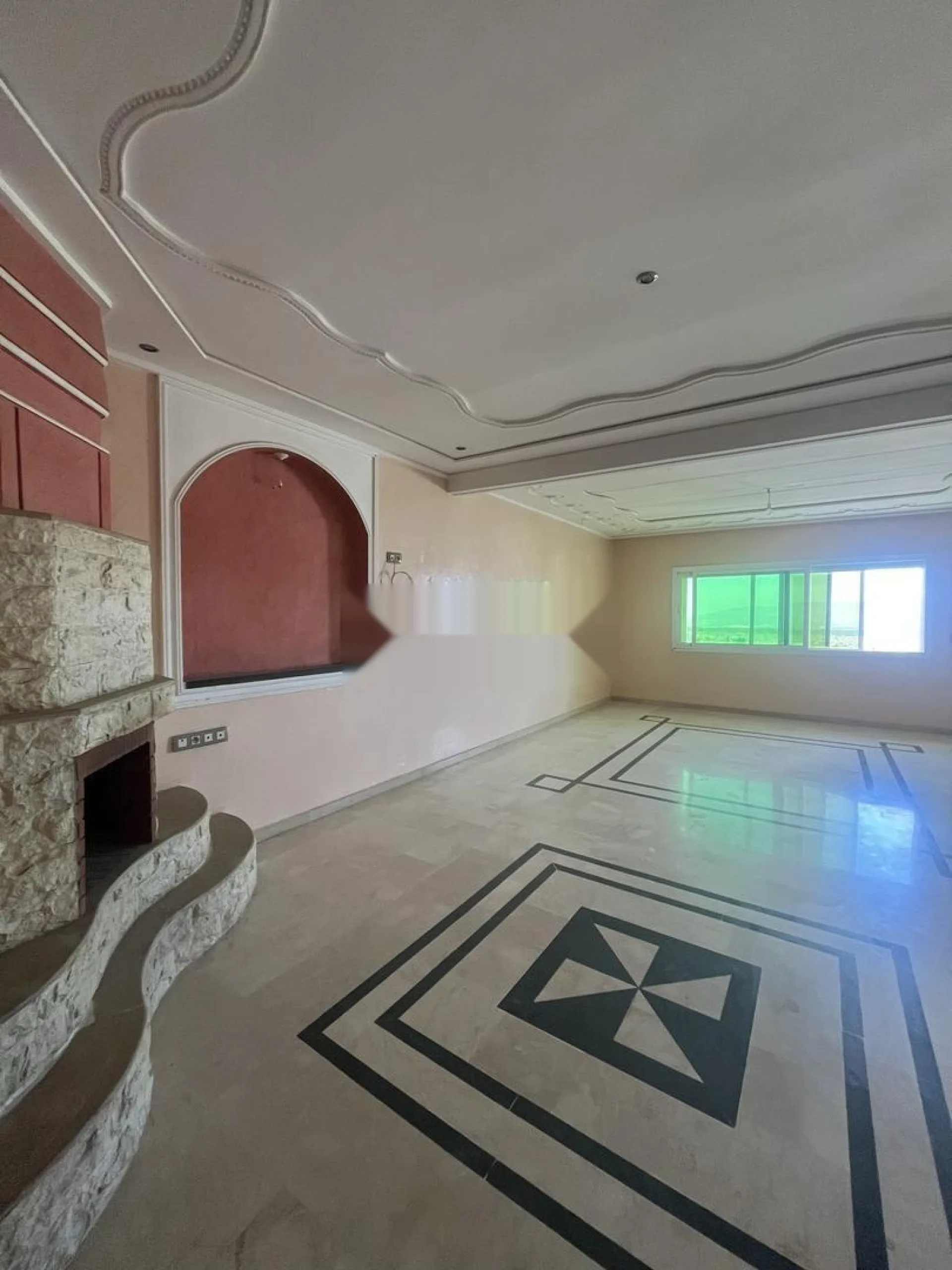 حمْرية قرب روبان روج