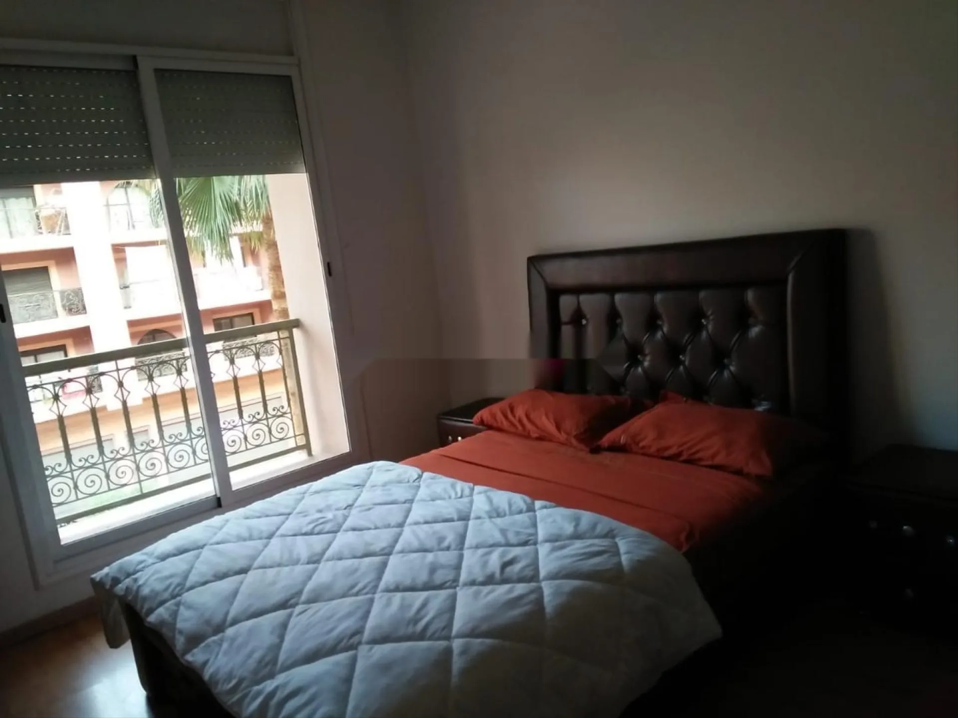 appartement climatisé F 55 à gueliz