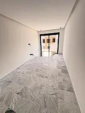 Studio neuf à louer au Quartier des Hôpitaux