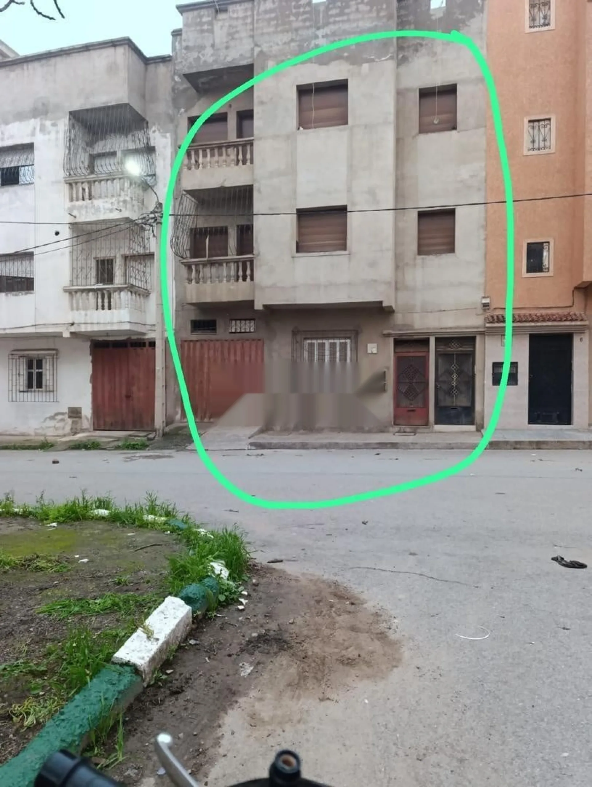 منزل للبيع في حي الوحدة، حد السوالم