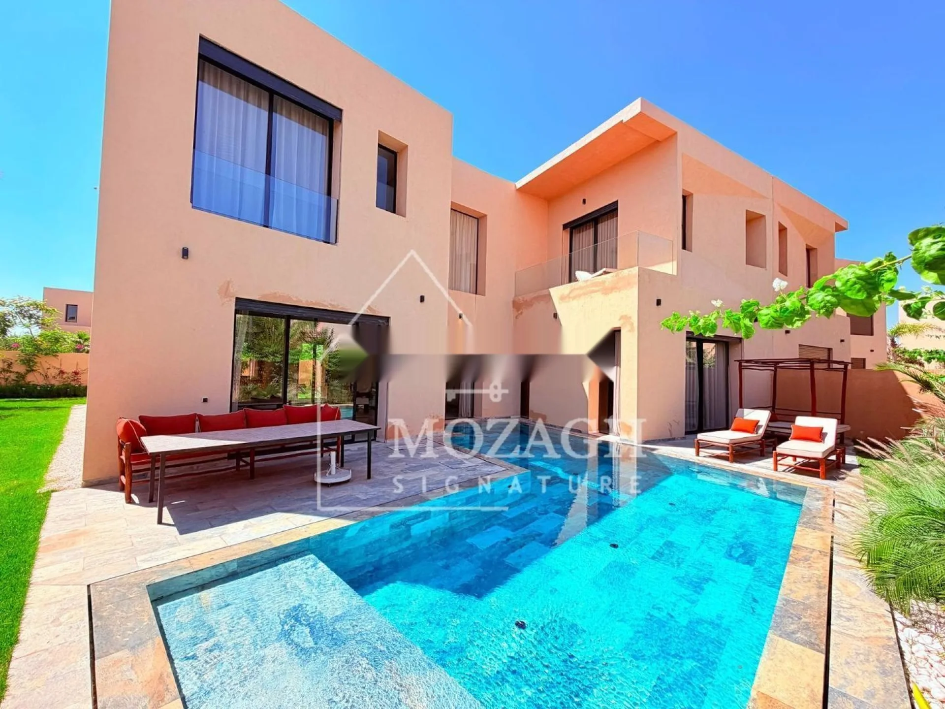 Charmante villa moderne avec piscine privée