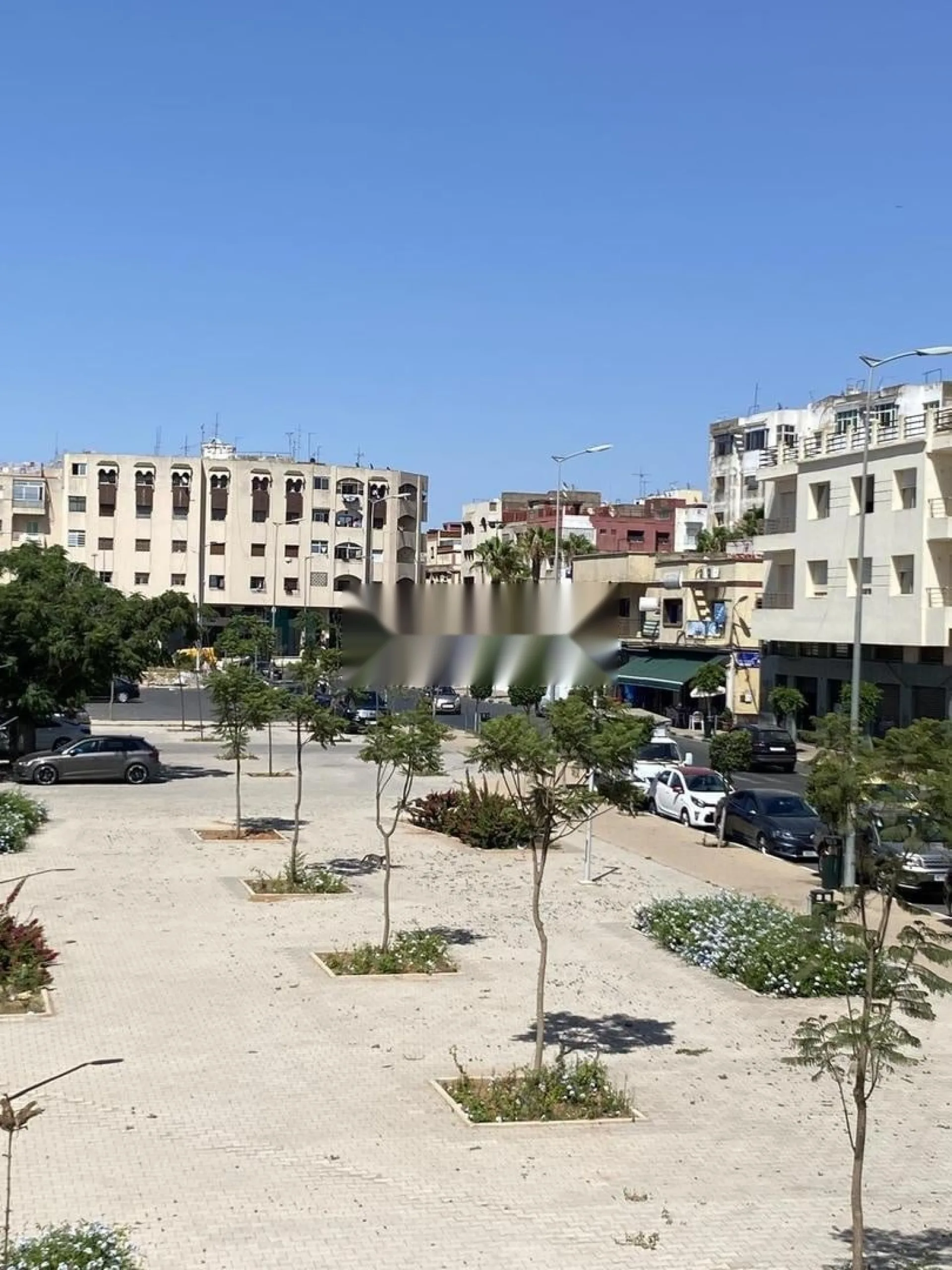 شقة للإيجار بالقرب من ثانوية الهضبة
