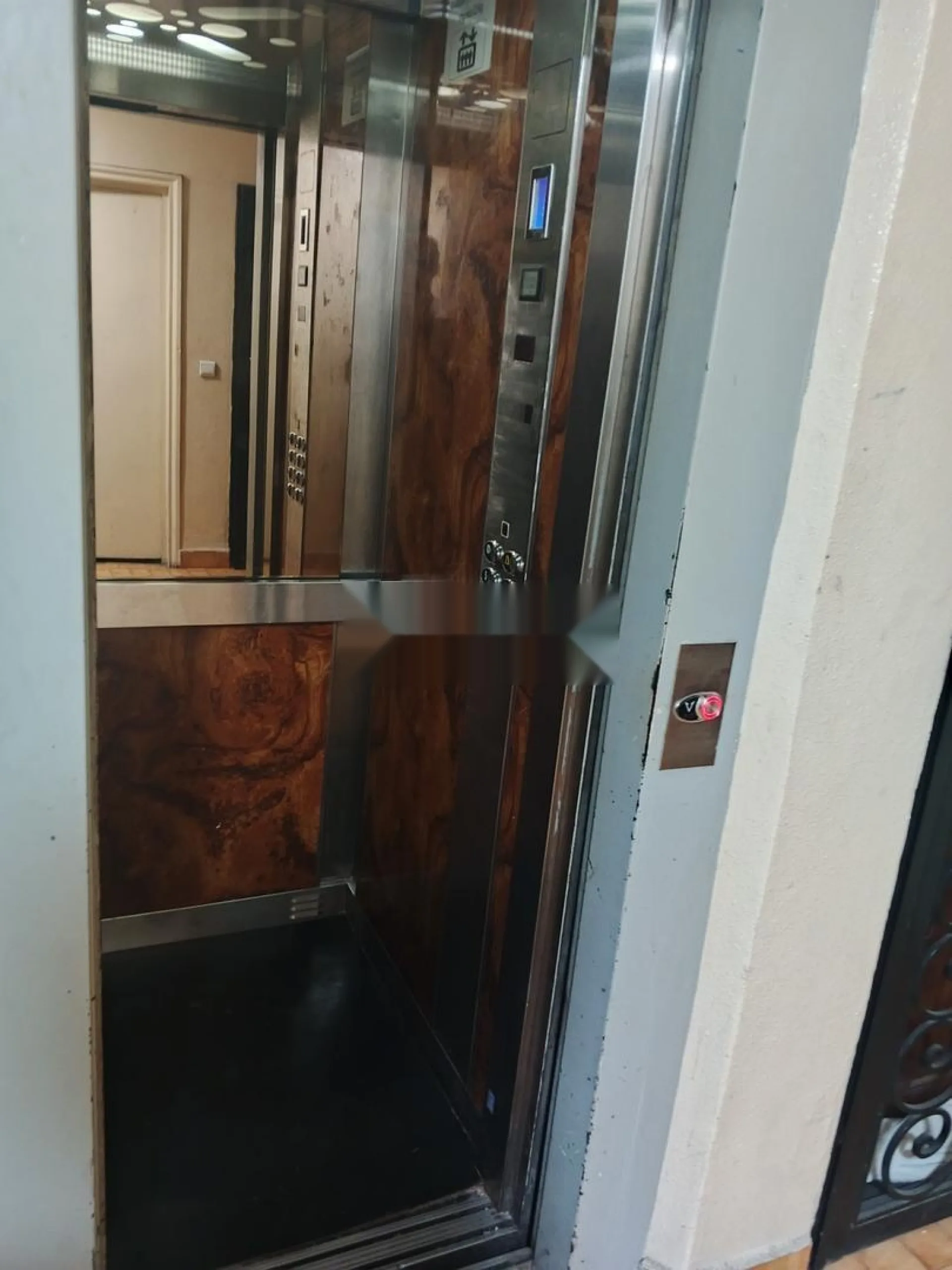 بيع شقة 108 متر مربع بالمعاريف