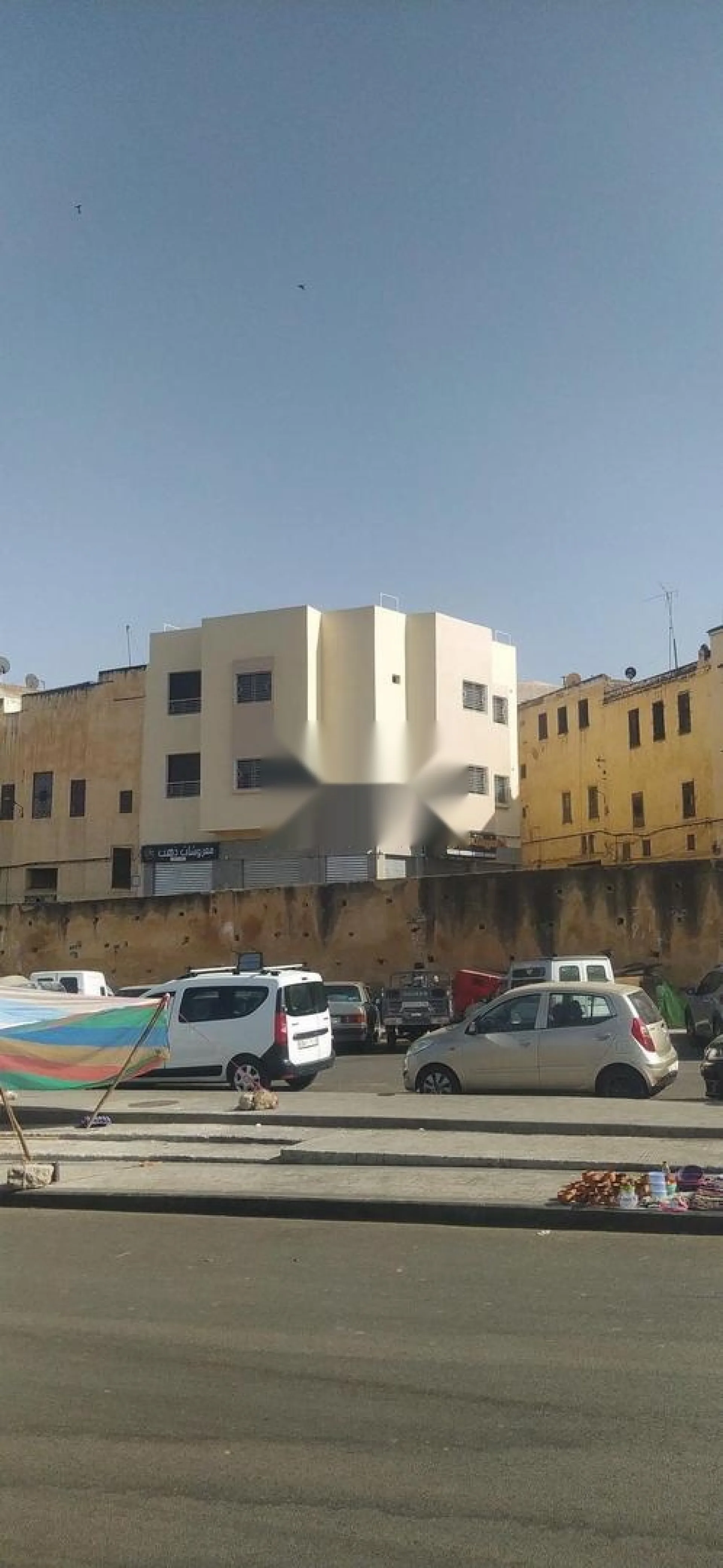 محل تجاري "هوتا تيتر" في تاغويسا باب الخوخة