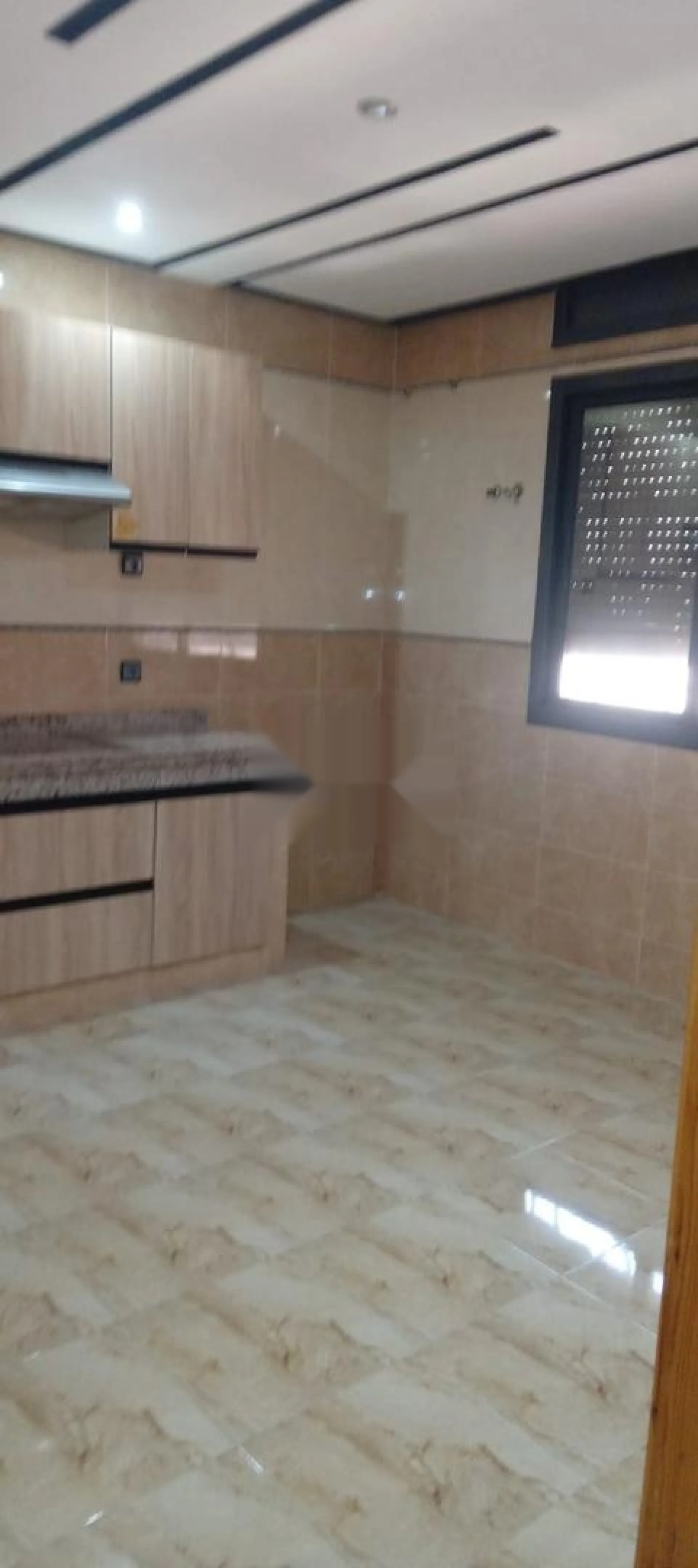 APPARTEMENT 3 PIÈCES SALON 3 CHAMBRES LOT WOUROUD