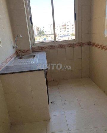 AGREABLE APPARTEMENT A LOUER UNIQUEMENT P/ JEUNES COUPLES