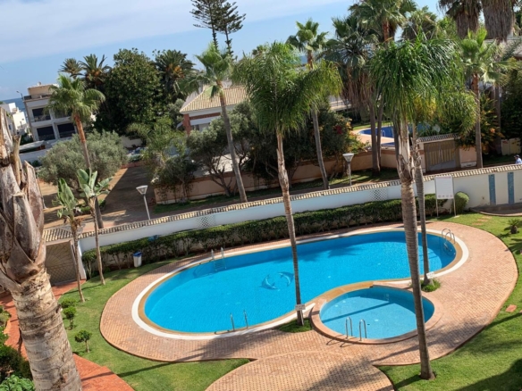 A louer : superbe appartement à la plage skhirat 1200/ nuité