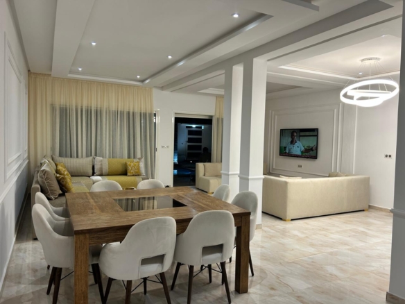 À louer – Superbe Villa Meublée à Harhoura avec Piscine et Jardin – 30 000 DH/mois